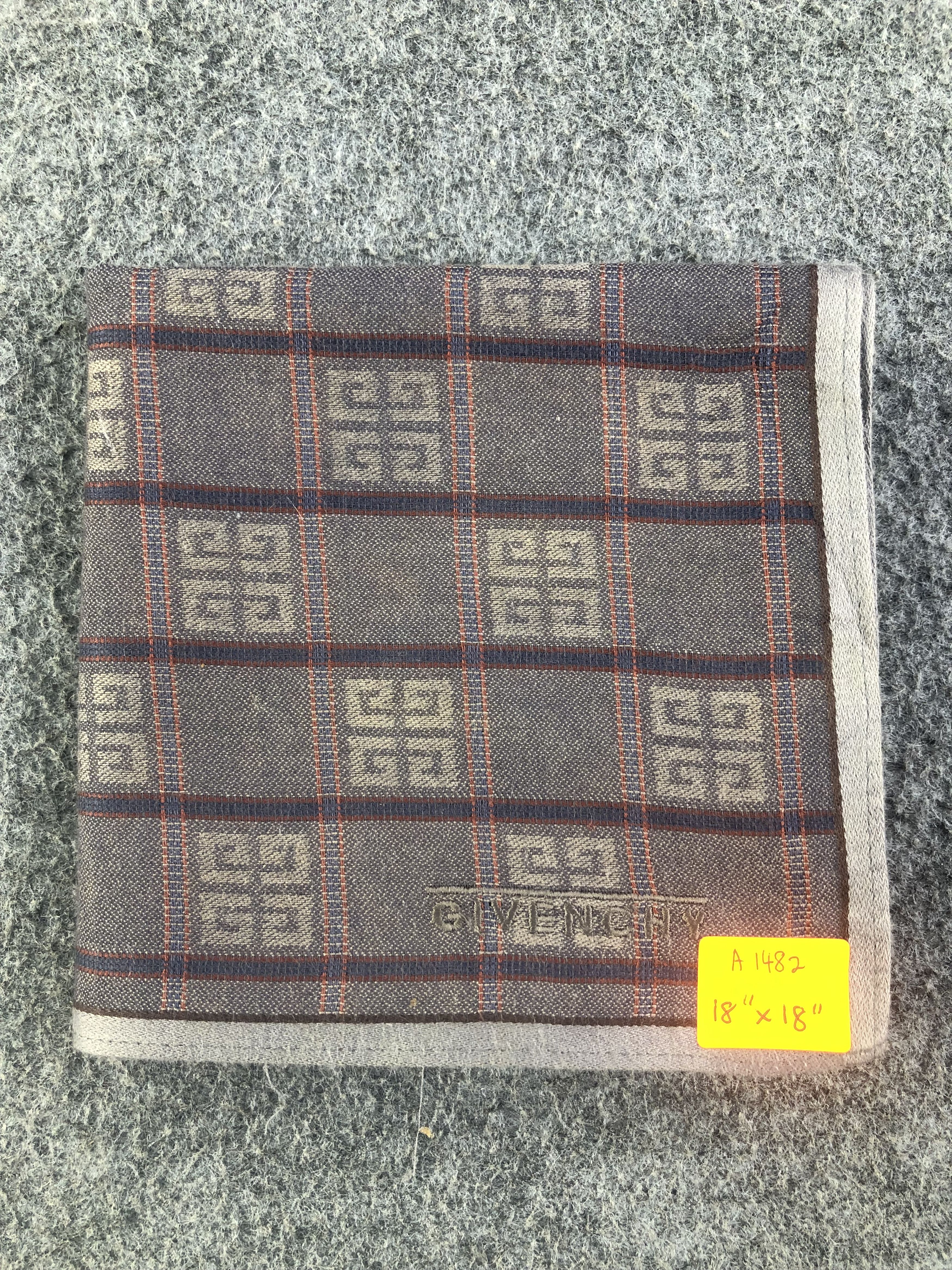 Vintage Givenchy Handkerchief / Bandana / Neckerchief Size ONE SIZE - 6 Thumbnail