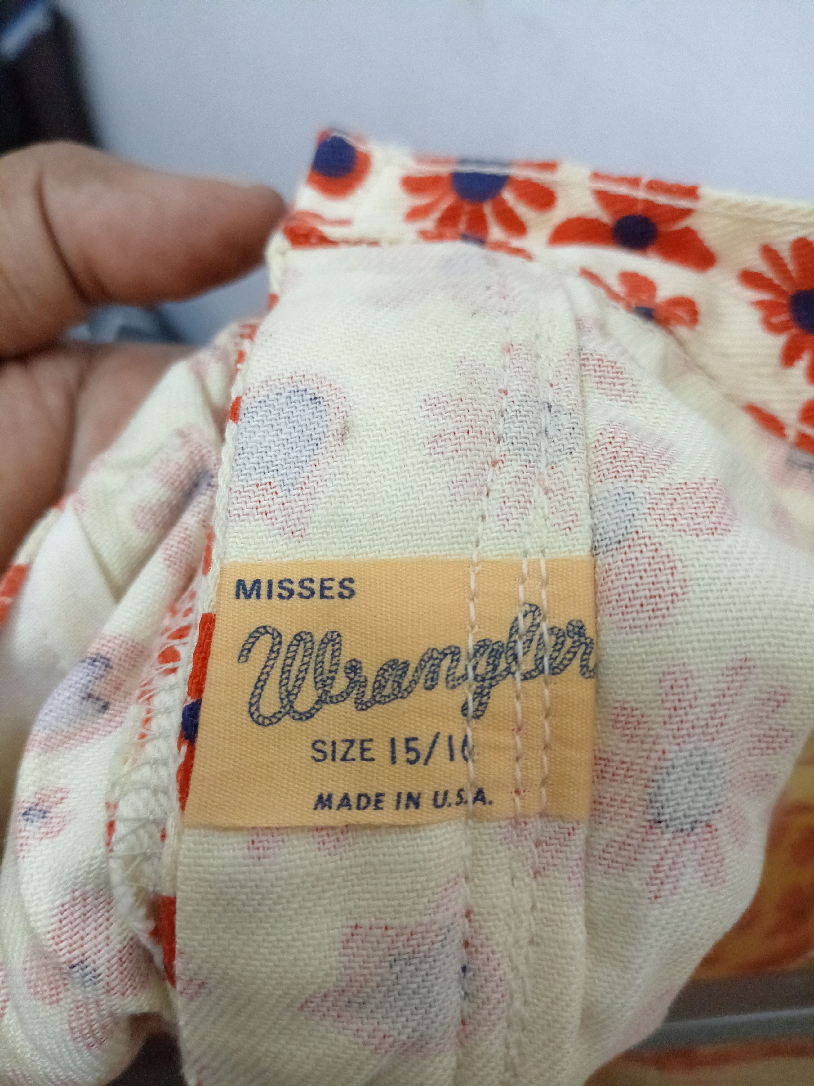Wrangler Vintage 70's wrangler floral hippies jeans size 26 Size 26" / US 2 / IT 38 - 7 Thumbnail