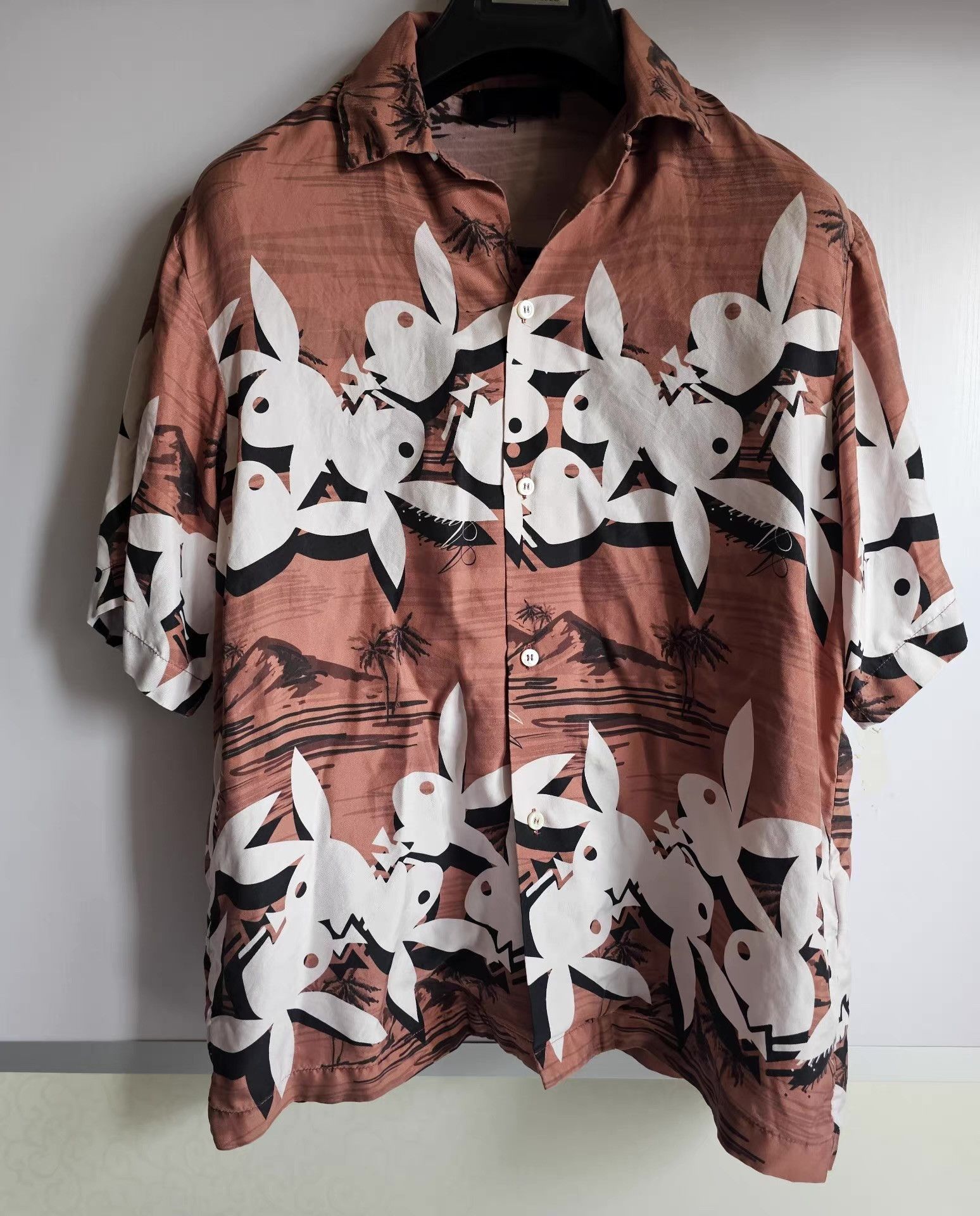 Amiri AMIRI x Playboy short-sleeve shirt with bunny print, Size US M / EU 48-50 / 2 - 1 Thumbnail