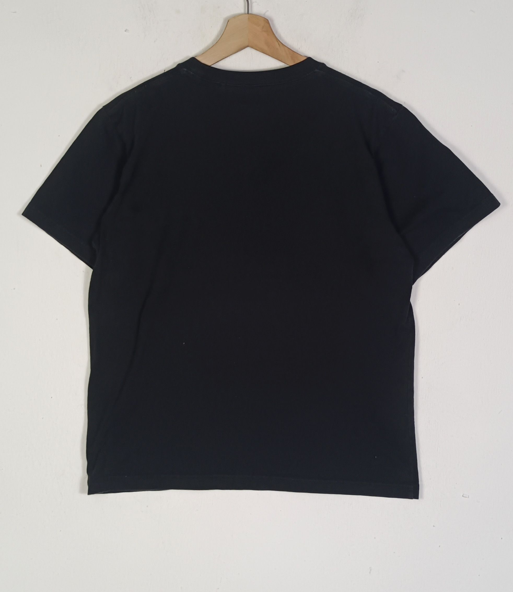 Takashi Murakami × Uniqlo Takashi Murakami Uniqlo Doraemon Carracter Size US M / EU 48-50 / 2 - 2 Thumbnail