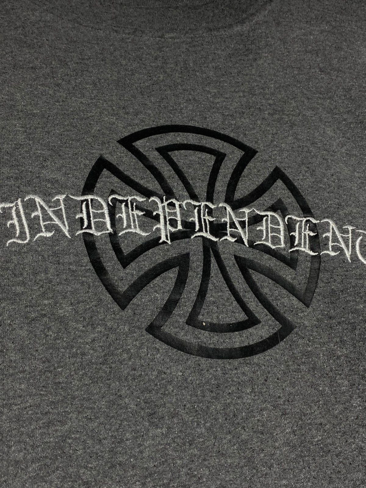 Independent Truck Co. INDEPENDENT SKATEBOARD SWEATER THRASHER VIBES Y2K Size US M / EU 48-50 / 2 - 4 Thumbnail