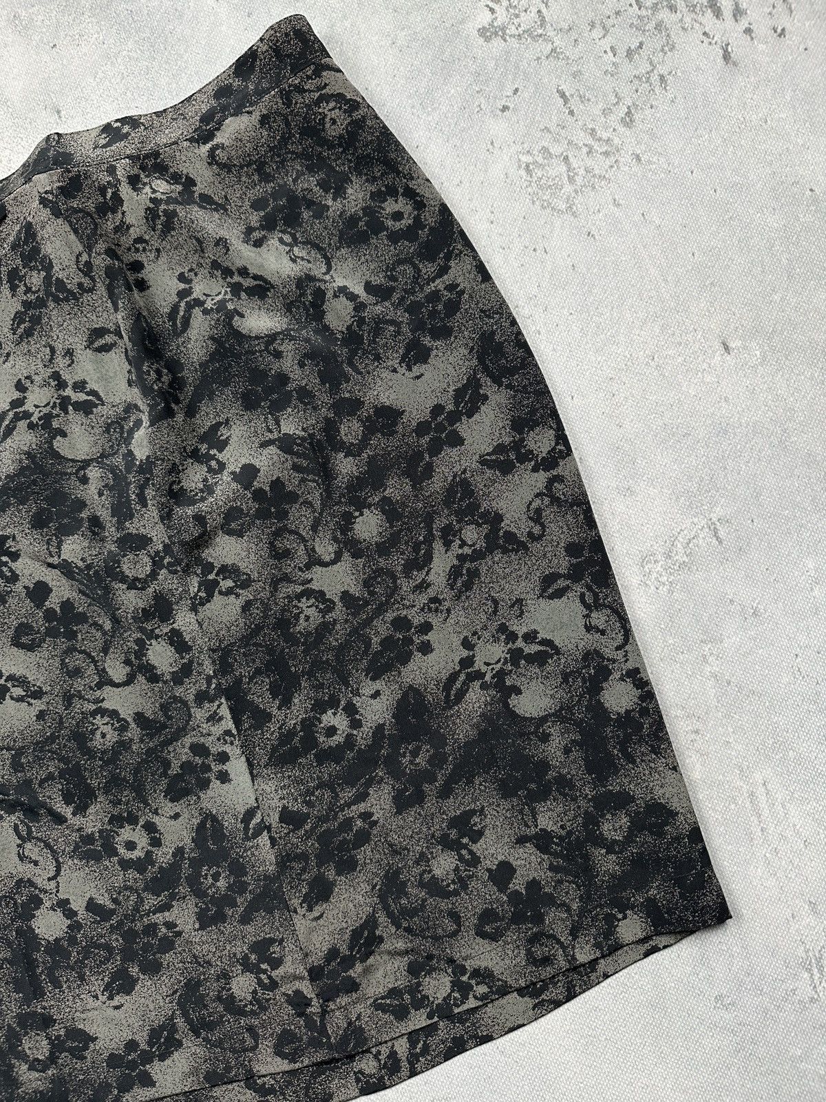 Vintage Mariella Burani Silk Pencil Skirt Abstract Floral Jacquard Size 32" / US 10 / IT 46 - 3 Thumbnail