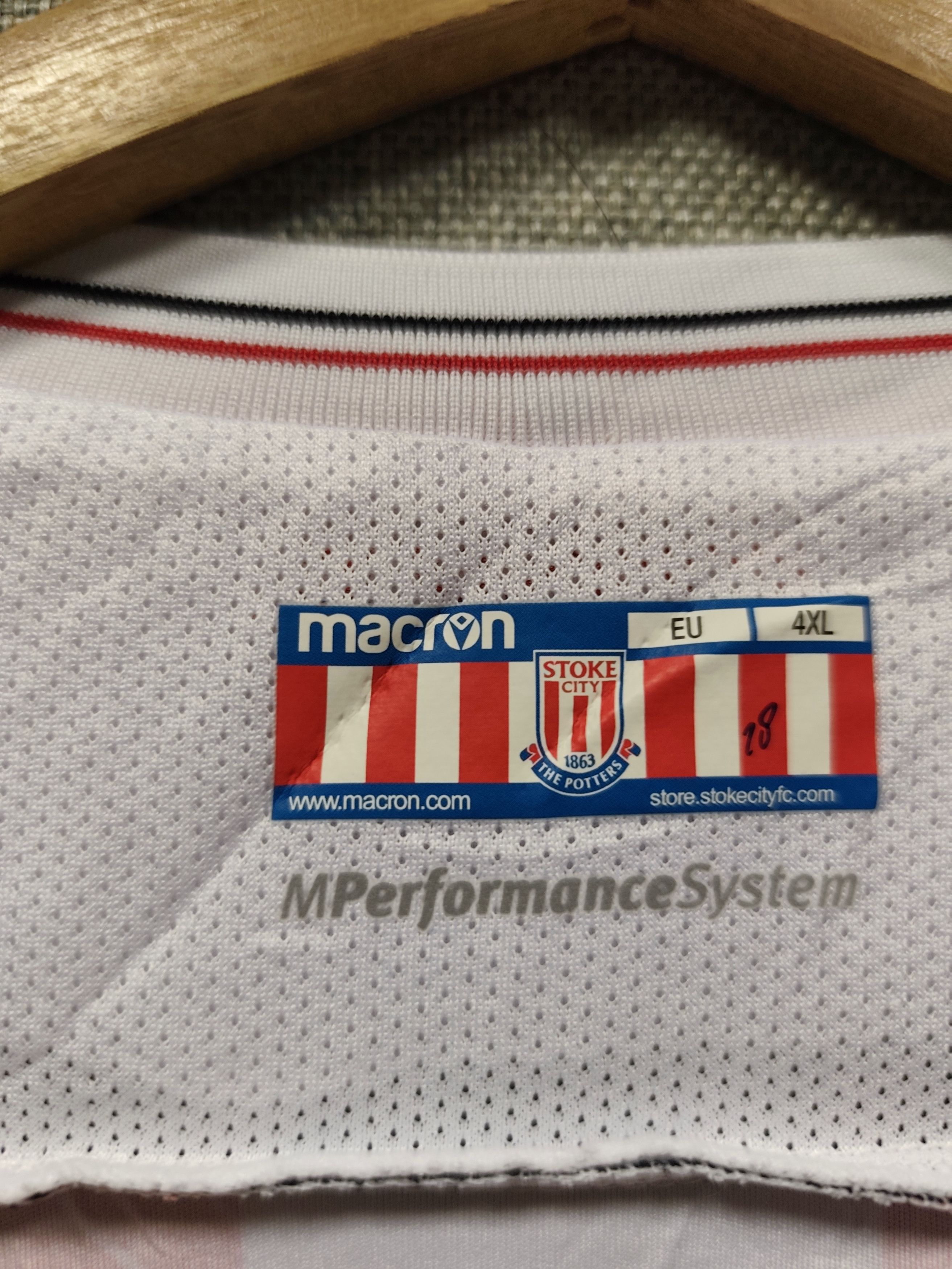 Macron Macron Stoke City FC 2022/23 Home Football Soccer Jersey Size US XXL / EU 58 / 5 - 9 Thumbnail
