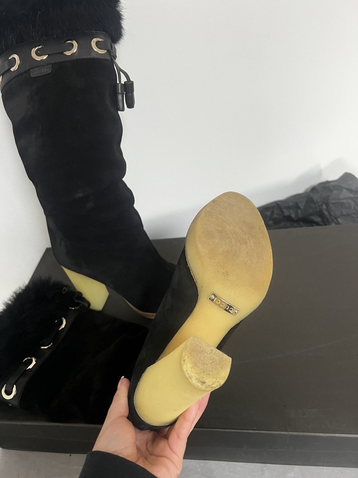 Gucci Gucci black leather boots 36 fur Size US 6 / IT 36 - 9 Thumbnail