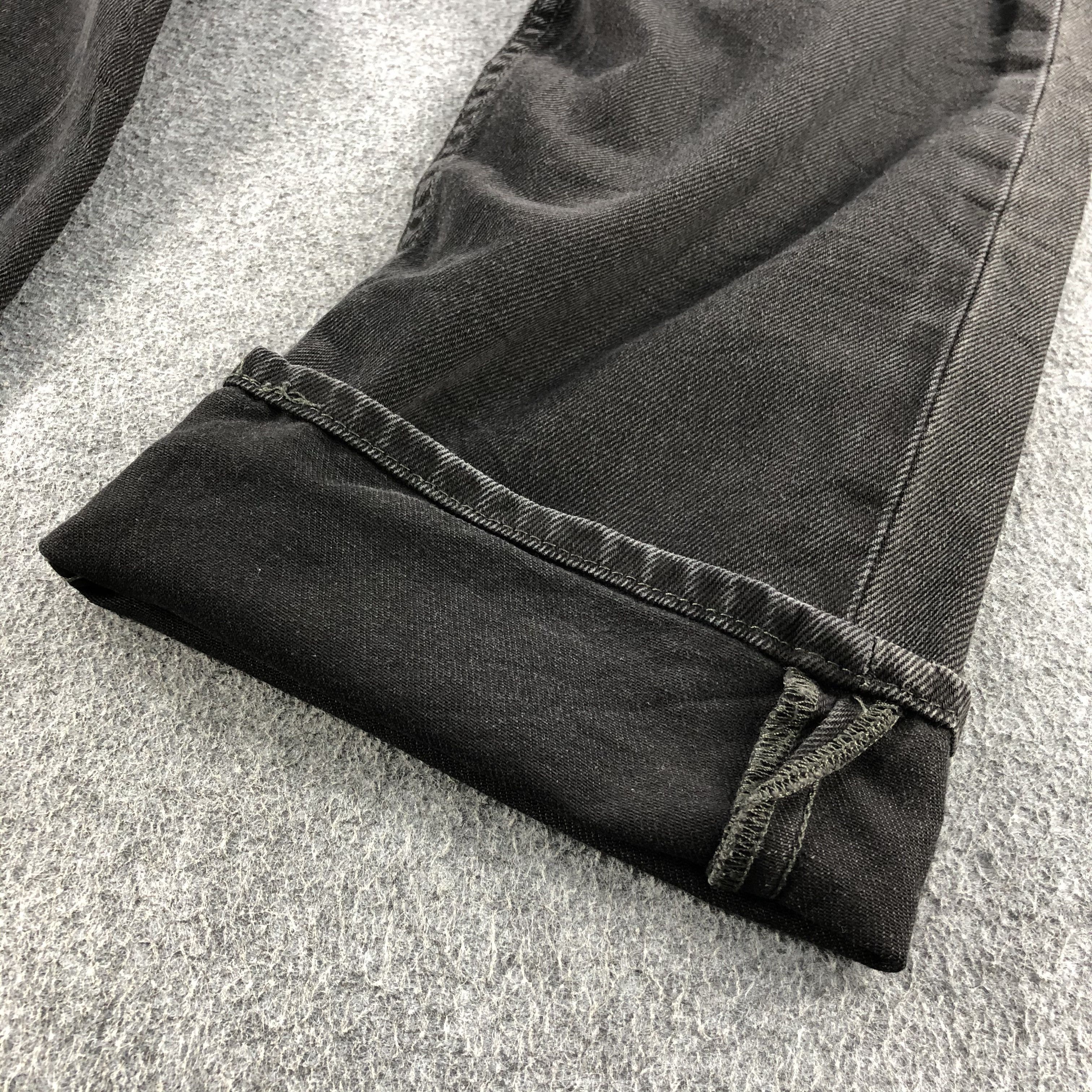 Levi's Vintage Black Levis 505 Jeans- J1373 Size US 41 - 6 Thumbnail