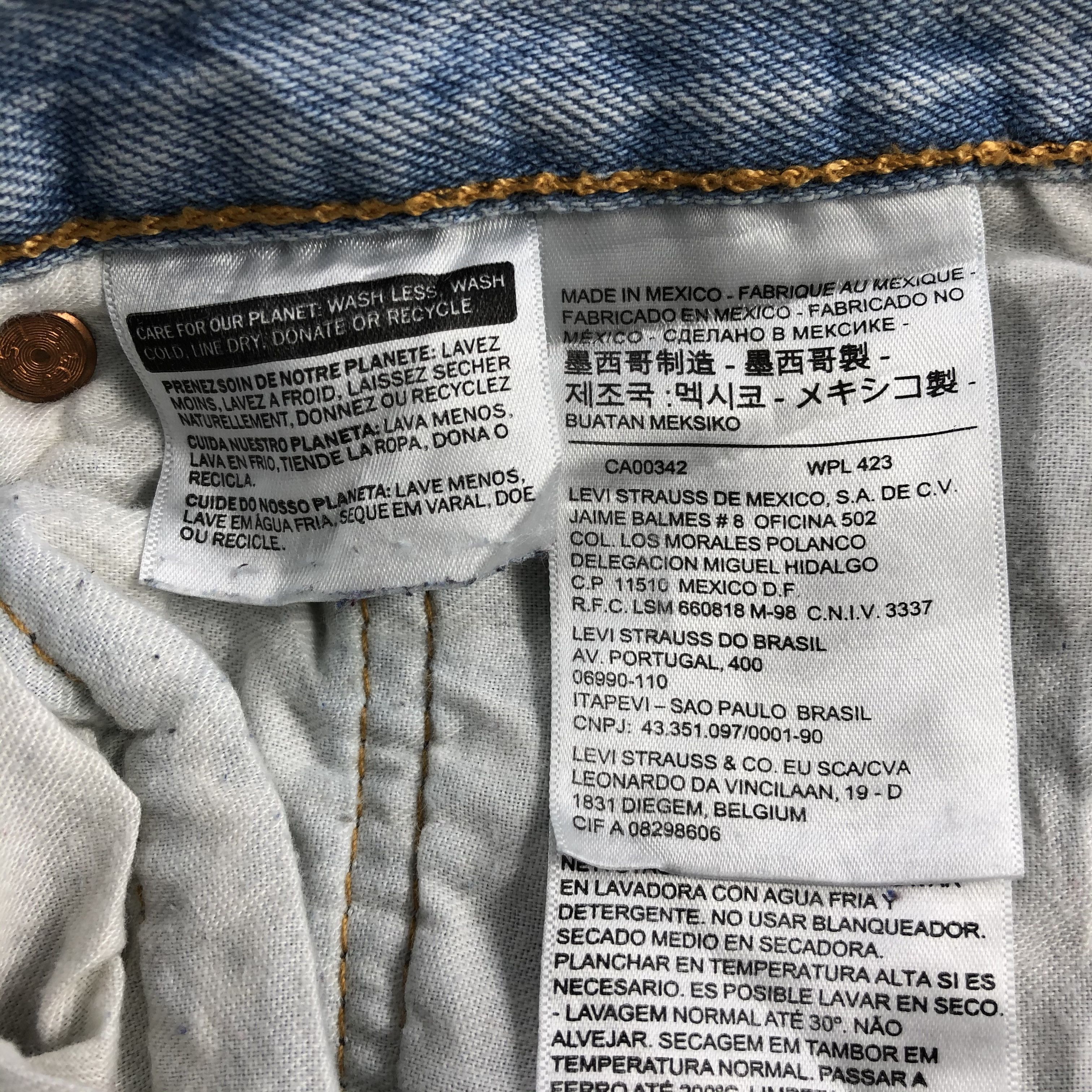 Levi's Vintage Light Wash Levis 501 Jeans-J2122 Size US 39 - 16 Thumbnail