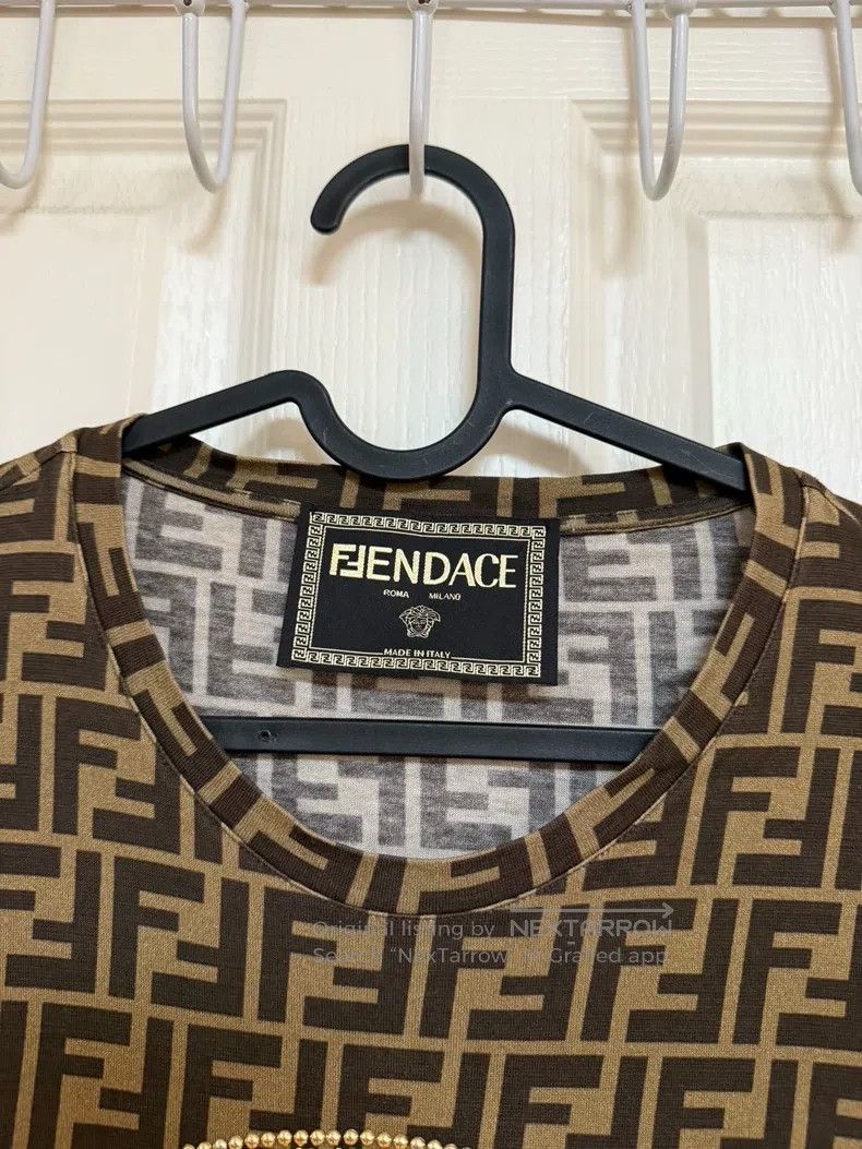 Versace Versace Co-branded T-shirt Size US M / EU 48-50 / 2 - 3 Thumbnail