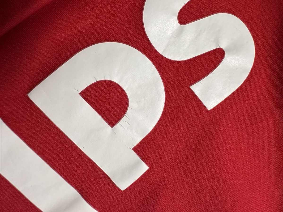 Nike × Vintage Vintage Nike PSV soccer sweatshirt red Philips logo size L Size US L / EU 52-54 / 3 - 10 Thumbnail