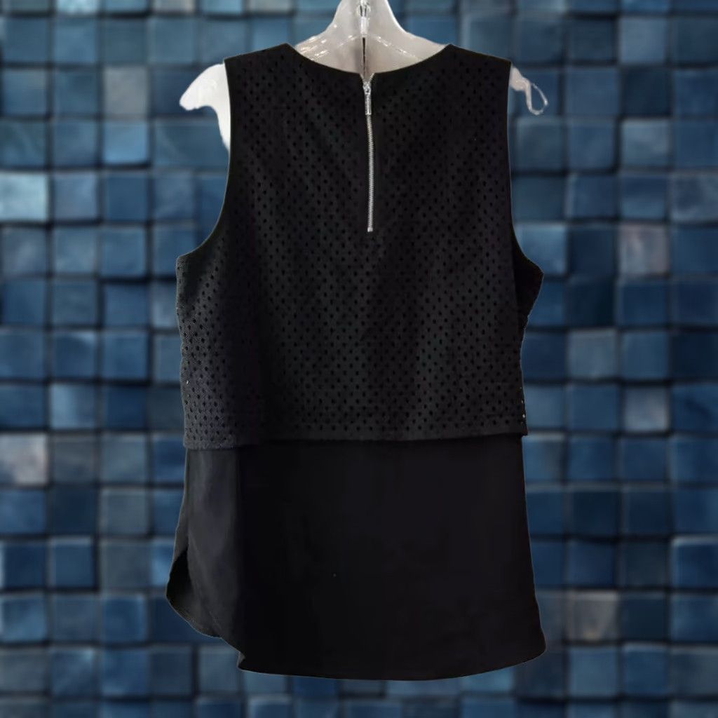 Michael Kors VINTAGE? Michael Kors Basics Blouse Tank Eyelet Pattern Black 12 Women Shirt? Size XL / US 12-14 / IT 48-50 - 1 Thumbnail
