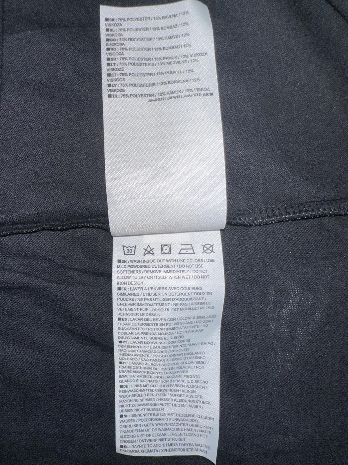 Nike Nike Yoga Layer Tank Black/Dark Smoke Grey Sample Size S / US 4 / IT 40 - 6 Thumbnail
