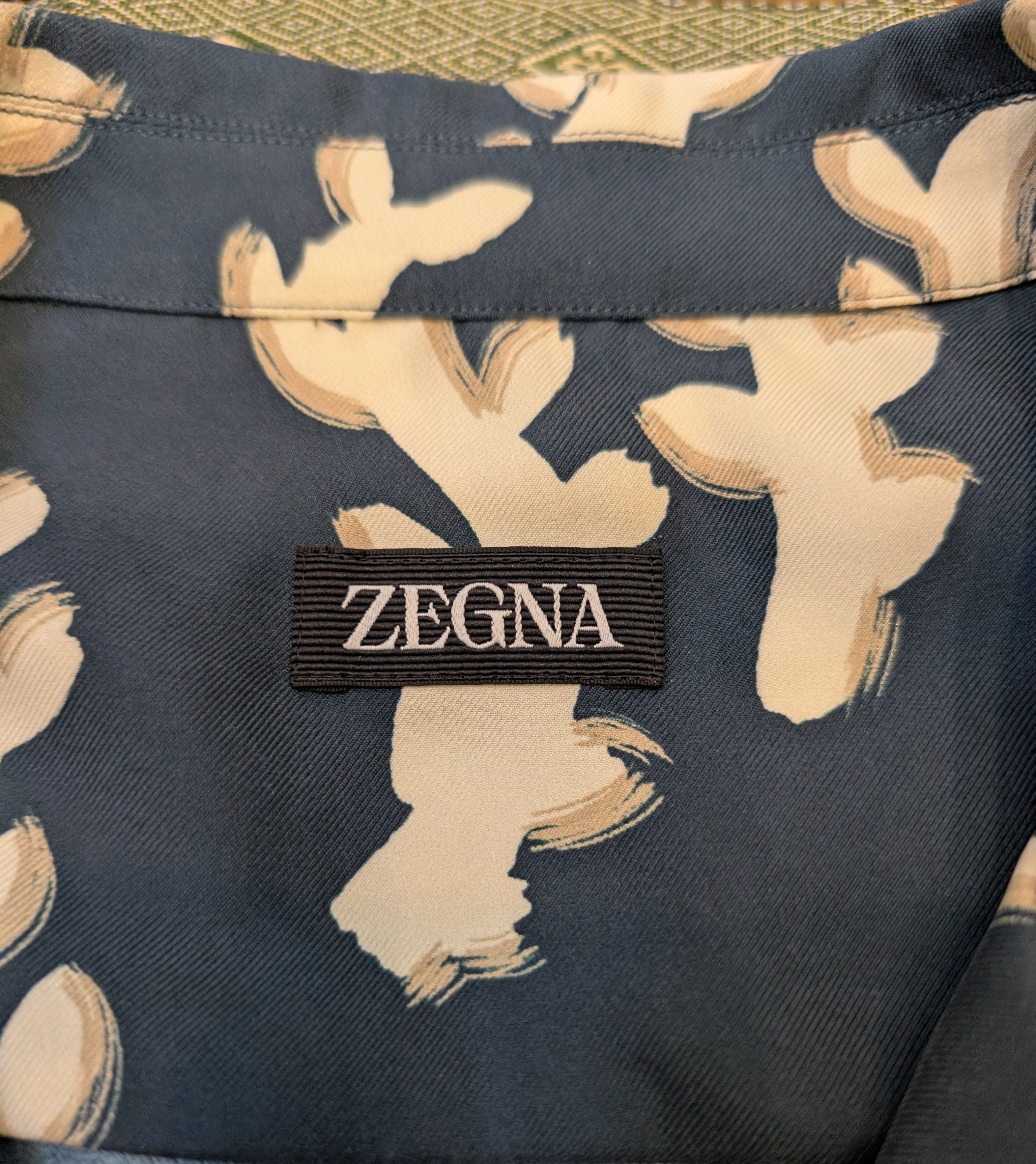 Ermenegildo Zegna NWT Zegna 100% Silk Oasi Print Camp Shirt Made in Italy Size US M / EU 48-50 / 2 - 6 Thumbnail