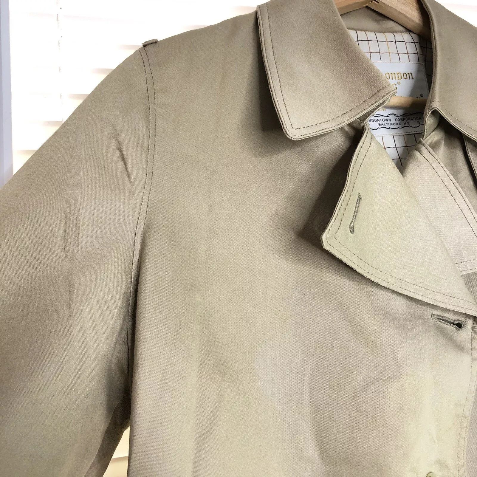 London Fog Women Trench Coat Sz 8 Beige Tan Weatherwear Single Breast Size M / US 6-8 / IT 42-44 - 4 Thumbnail