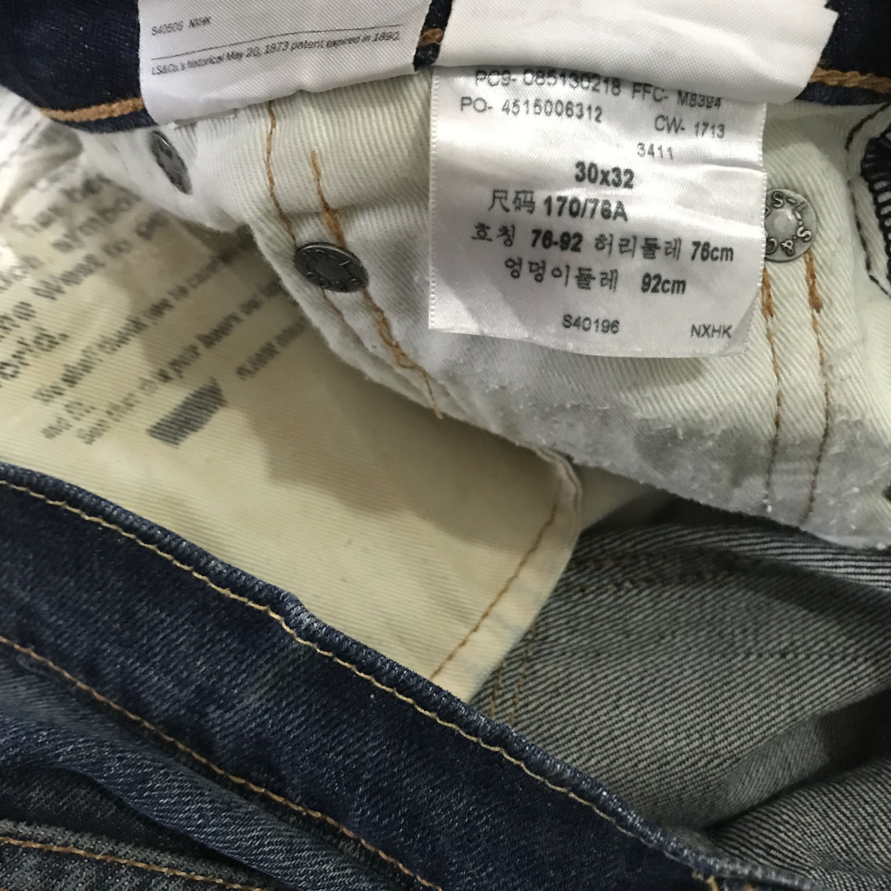 Levi's Vintage Levi's 513 Stone Washed Blue Light Washed Jeans Size US 30 / EU 46 - 14 Thumbnail