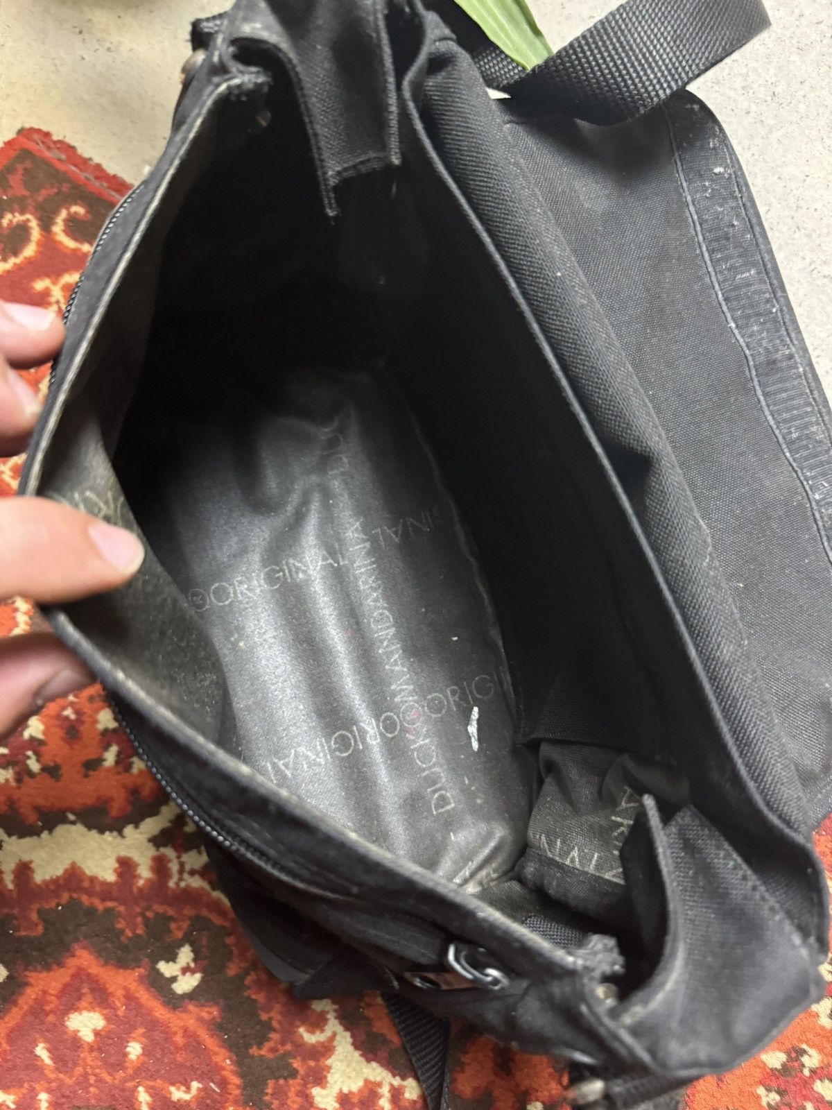 Japanese Brand Vintage Y2K Mandarina Duck Yohji style shoulder Tank Bag Opi Size ONE SIZE - 9 Thumbnail