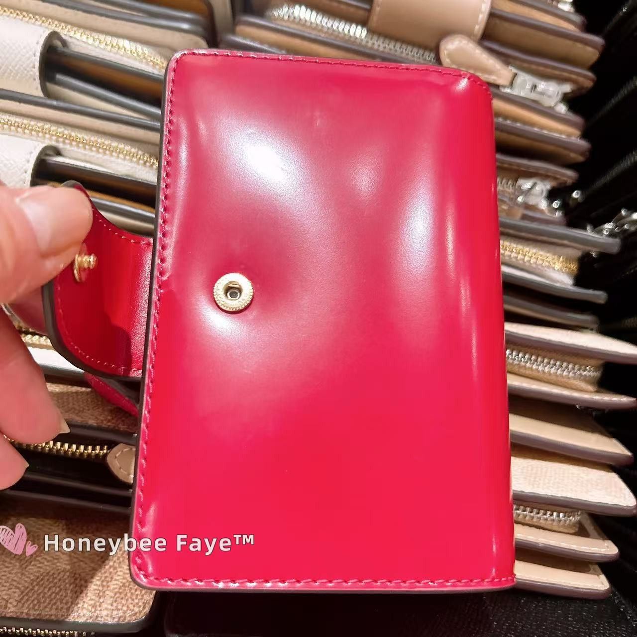 Coach NWT Coach CW526 Medium Corner Zip Wallet Size ONE SIZE - 3 Thumbnail