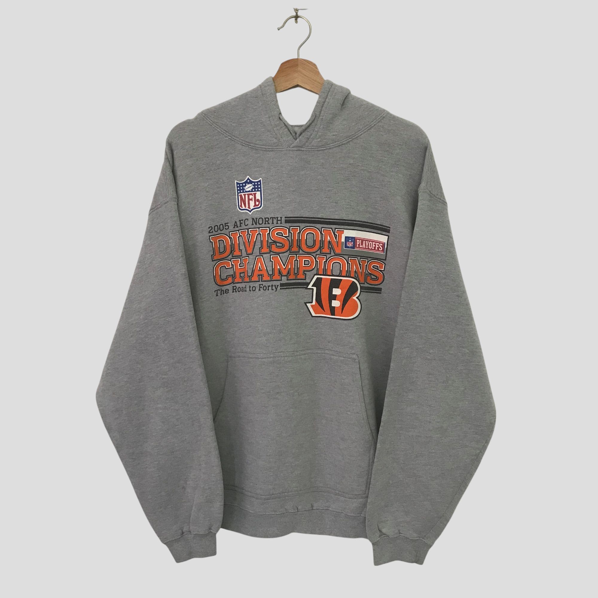 Vintage Vintage Y2K Cincinnati Bengals Sweater - 562 Size US L / EU 52-54 / 3 - 1 Thumbnail