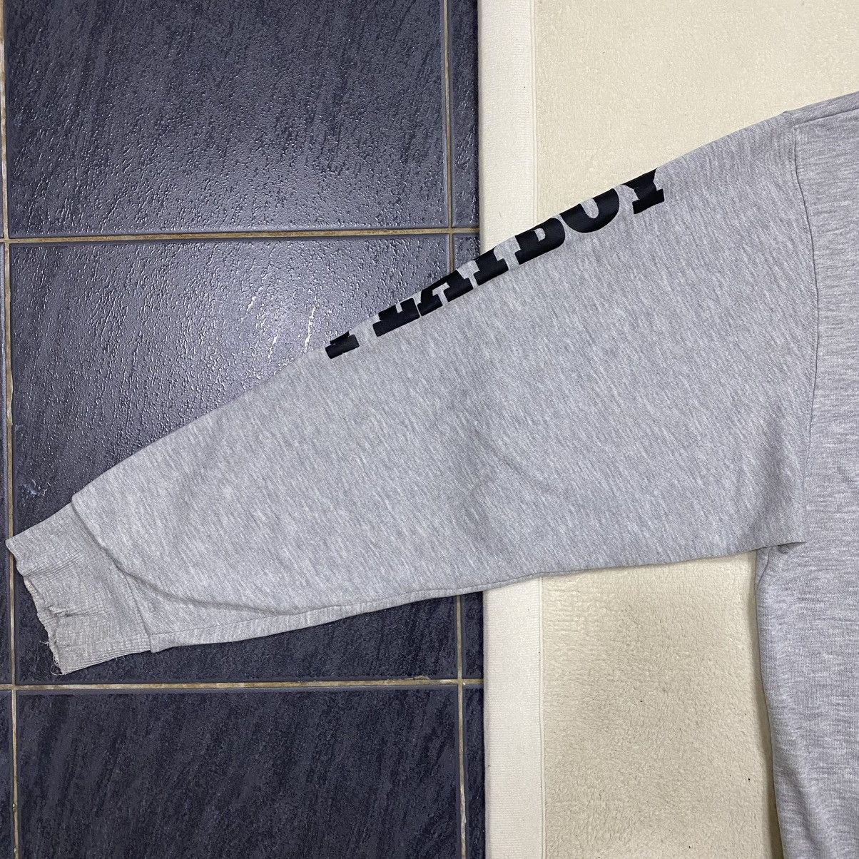 Playboy × Vintage Vintage Y2K Distressed PLAYBOY Big Logo Sweatshirt Size US M / EU 48-50 / 2 - 9 Thumbnail