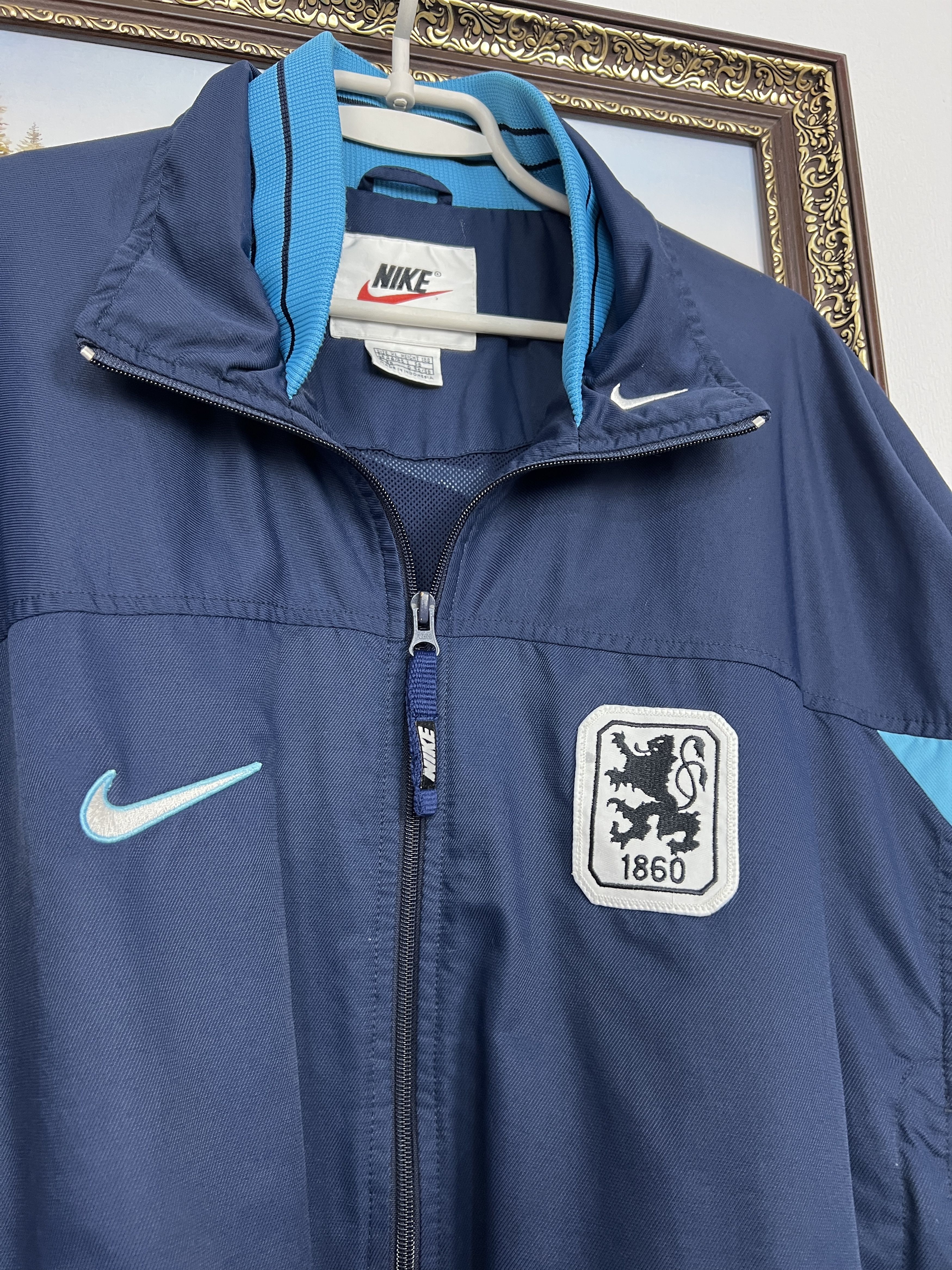 Nike Vintage 90's Nike 1860 Munich Football Jacket Bomber Size US L / EU 52-54 / 3 - 3 Thumbnail