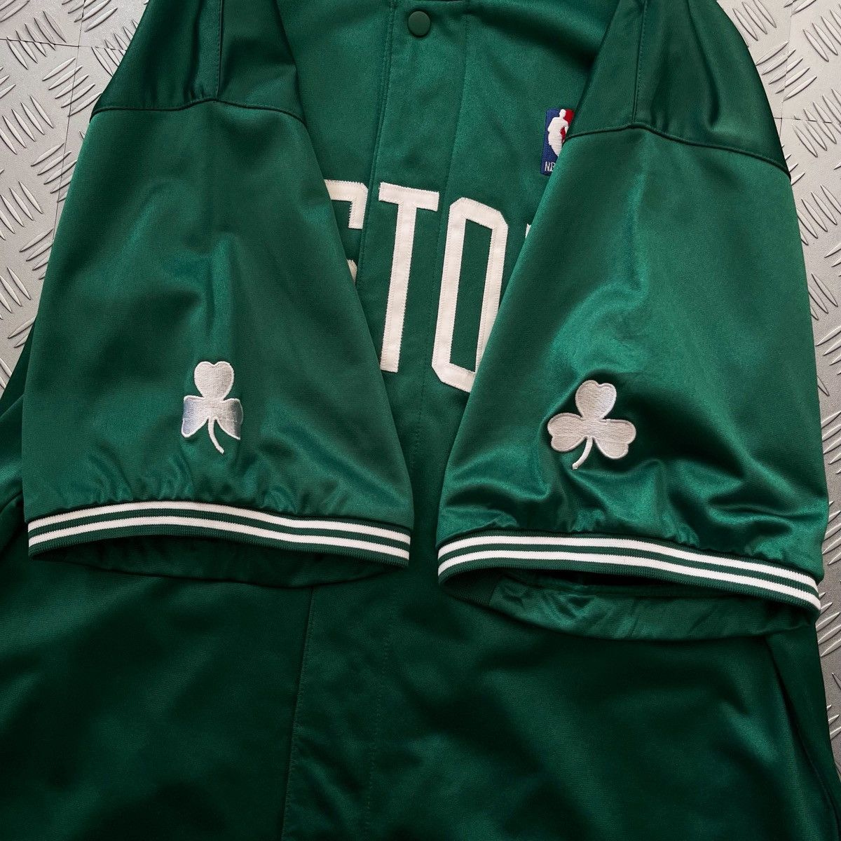 NBA × Nike × Vintage Vintage Nike Boston Celtics NBA Shooting WarmUp Jersey Size US L / EU 52-54 / 3 - 7 Thumbnail