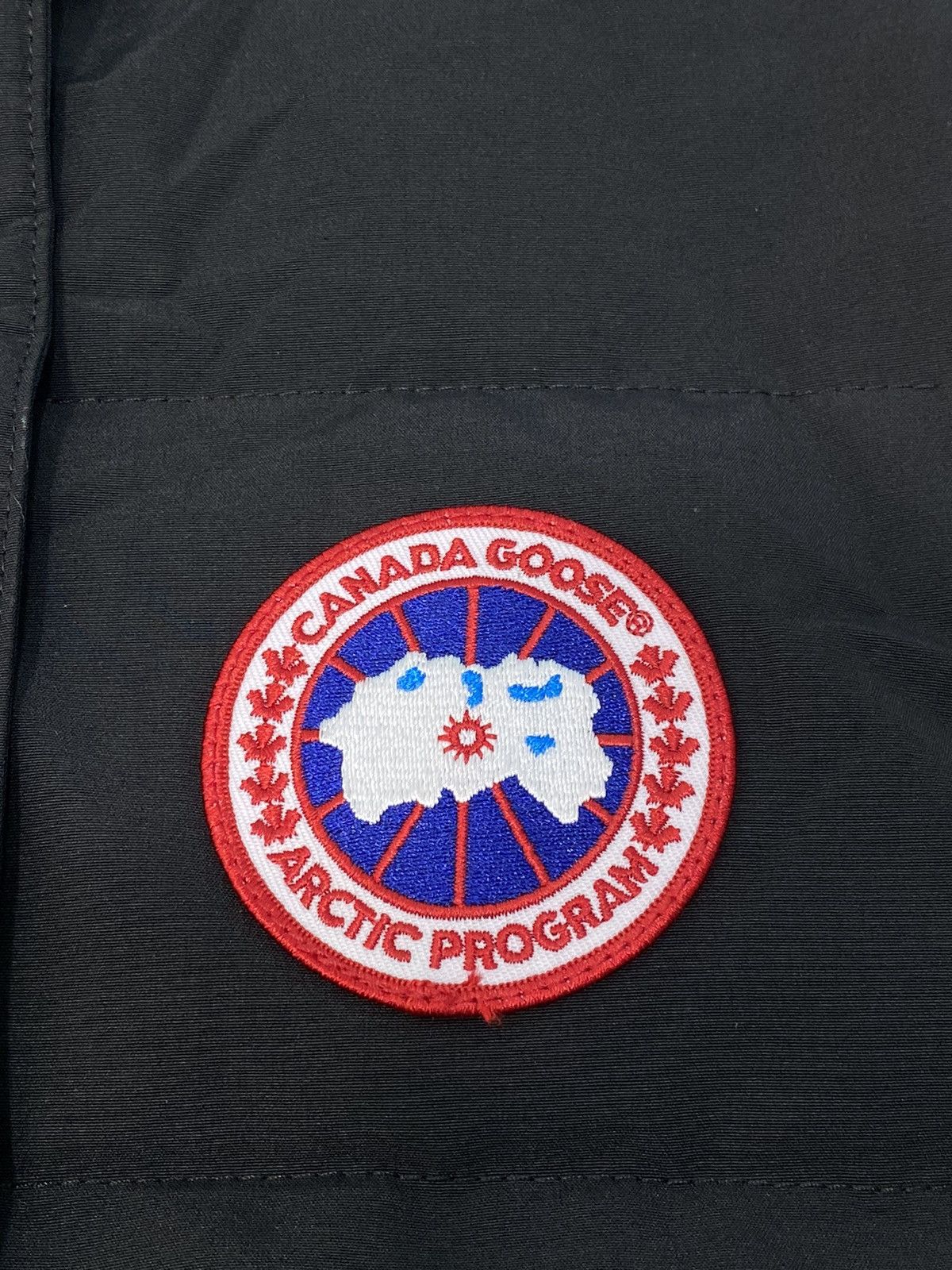 Canada Goose CANADA GOOSE 🪿 Freestyle Down Vest❗️ Size S / US 4 / IT 40 - 21 Thumbnail