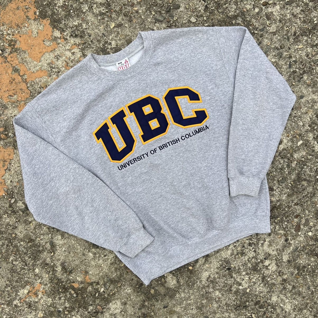 Vintage 1980s UBC Thrashed Raglan Sweatshirt Size US M / EU 48-50 / 2 - 2 Thumbnail