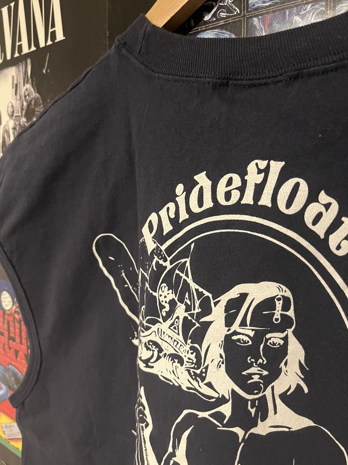 Anvil × Vintage Vintage Y2K 2000’s 2004 Pirates Pridefloat sleeveless shirt Size US L / EU 52-54 / 3 - 9 Thumbnail