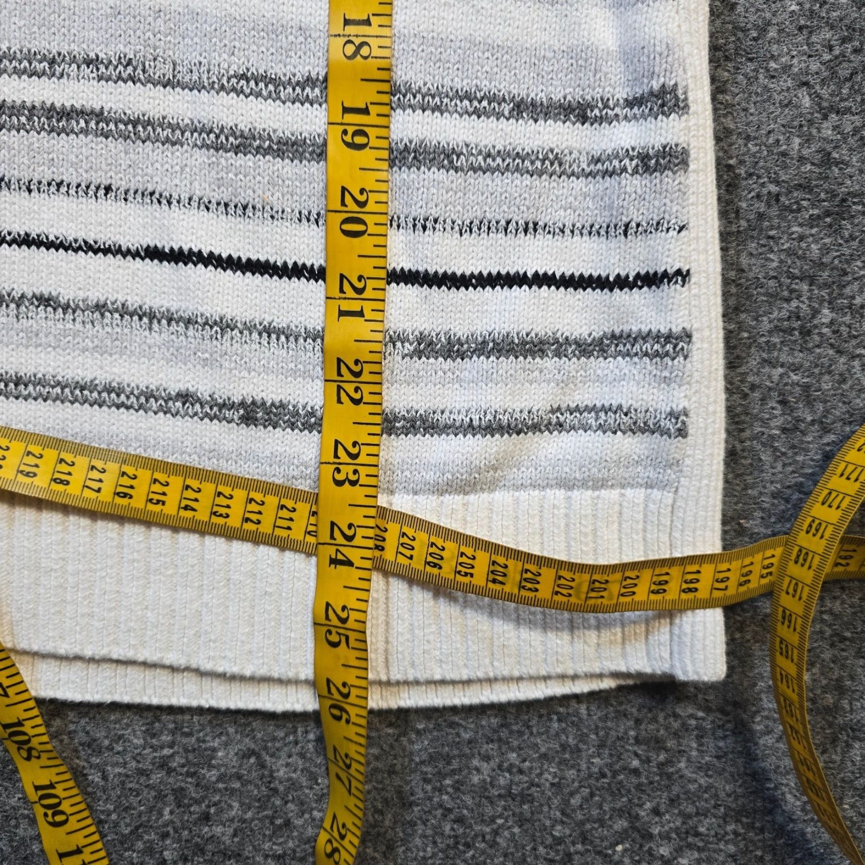 Talbots Talbots Sweater Womens XL White Gray Striped Knit Basic Casual Career Shirt Pullover Long Sleeve Round Neck Knit Regular Classic Nike Size XL / US 12-14 / IT 48-50 - 6 Thumbnail