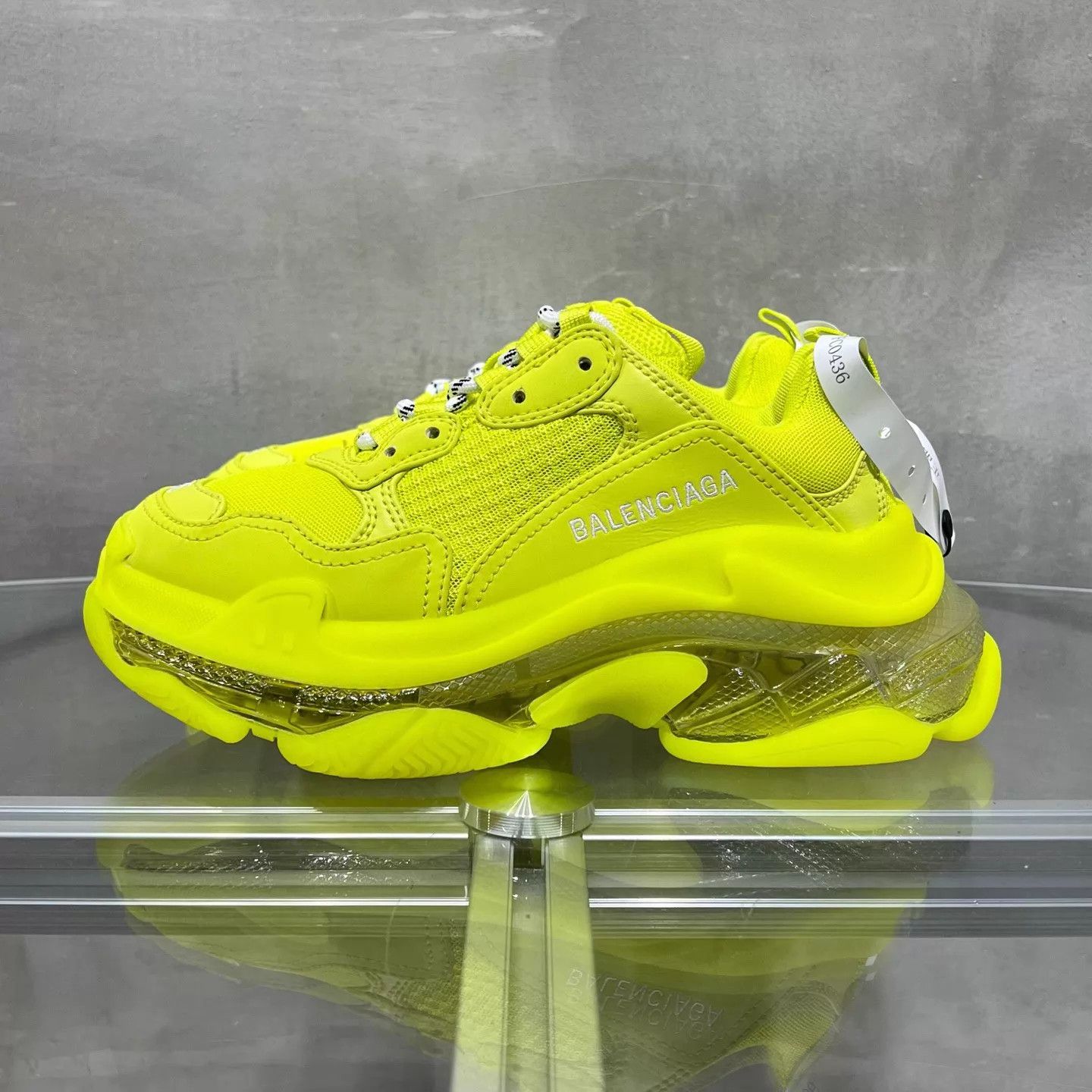 Balenciaga Balenciaga BLCG Triple S Fluorescent Yellow 36 New Boxed Size US 5.5 / IT 35.5 - 3 Thumbnail