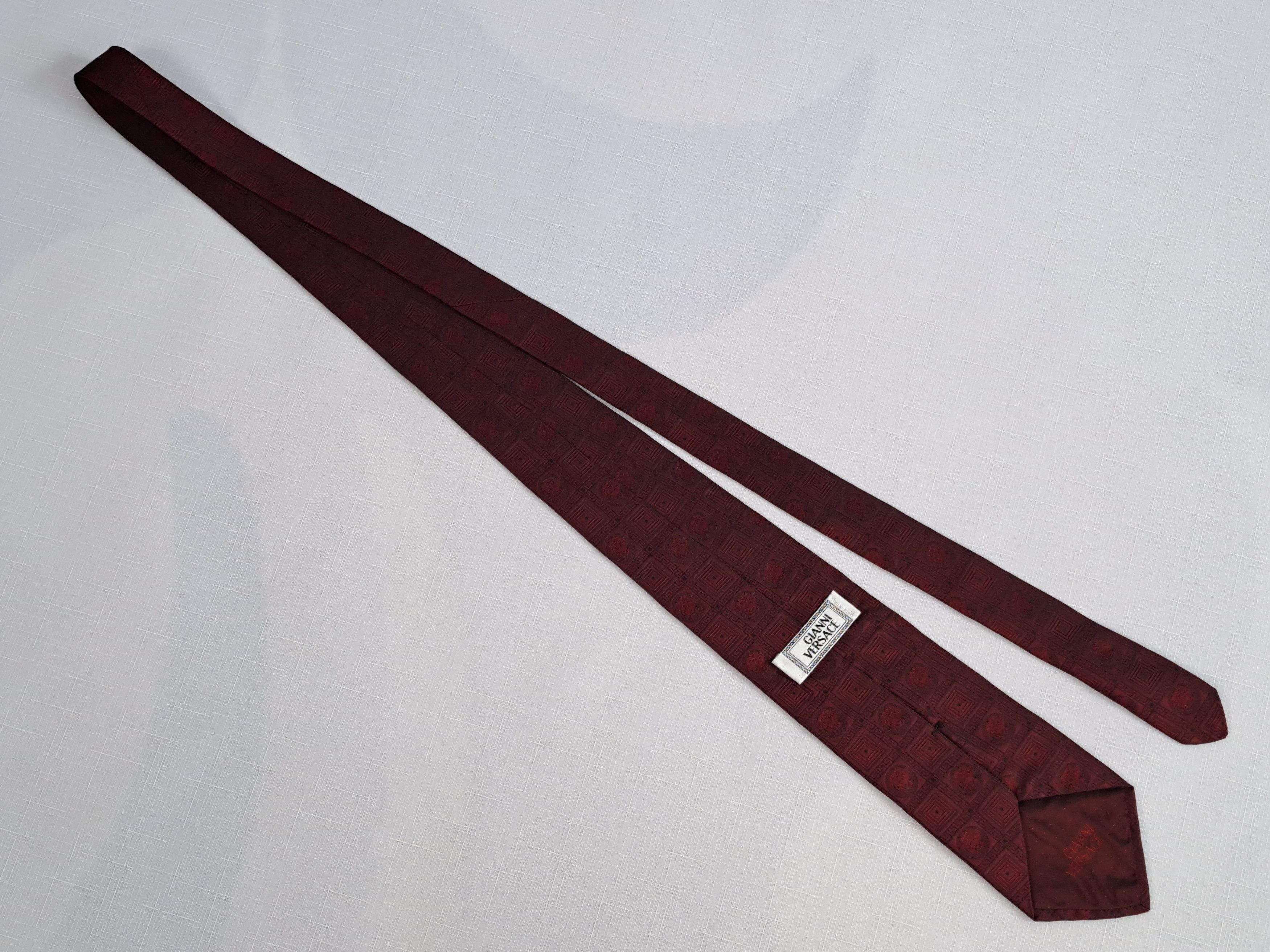 Versace × Vintage Vintage Gianni Versace Medusa silk tie. Made in Italy Size ONE SIZE - 6 Thumbnail