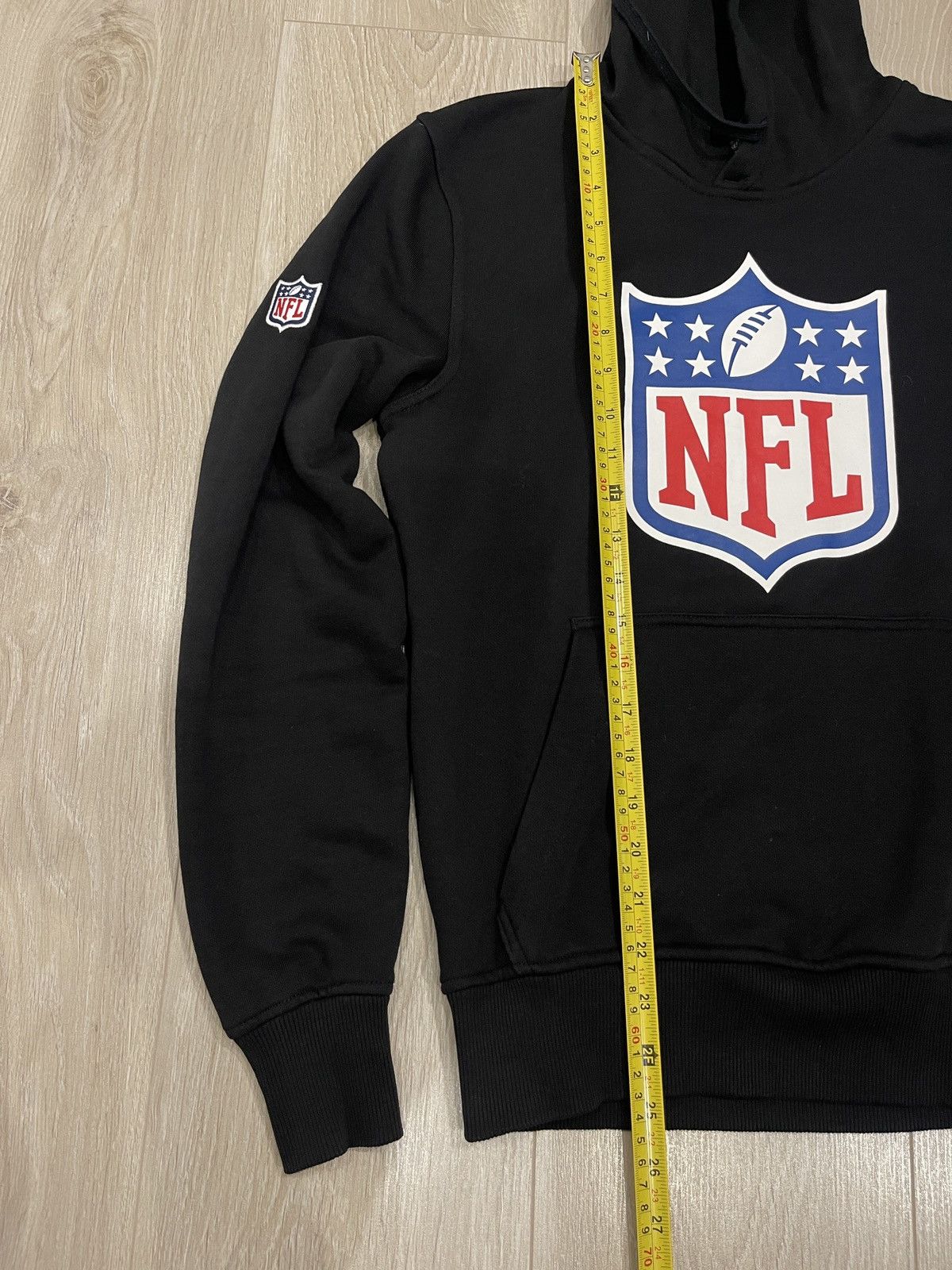 New Era NFL hoodie sweatshirt new era black big logo XS Size US XS / EU 42 / 0 - 15 Thumbnail