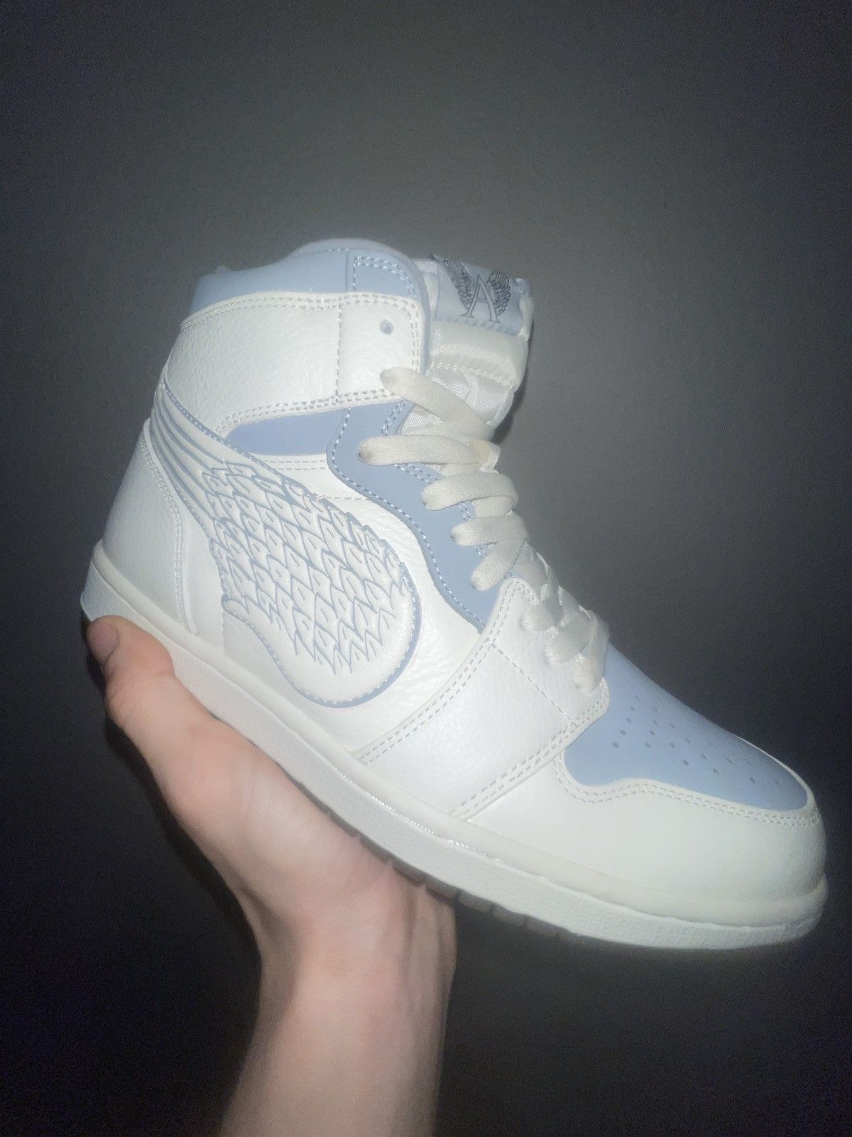 Jordan Brand × Nike Retro 1 Heaven on Earth CUSTOM by Anthony Alvarado 368/500 Size US 11 / EU 44 - 12 Thumbnail