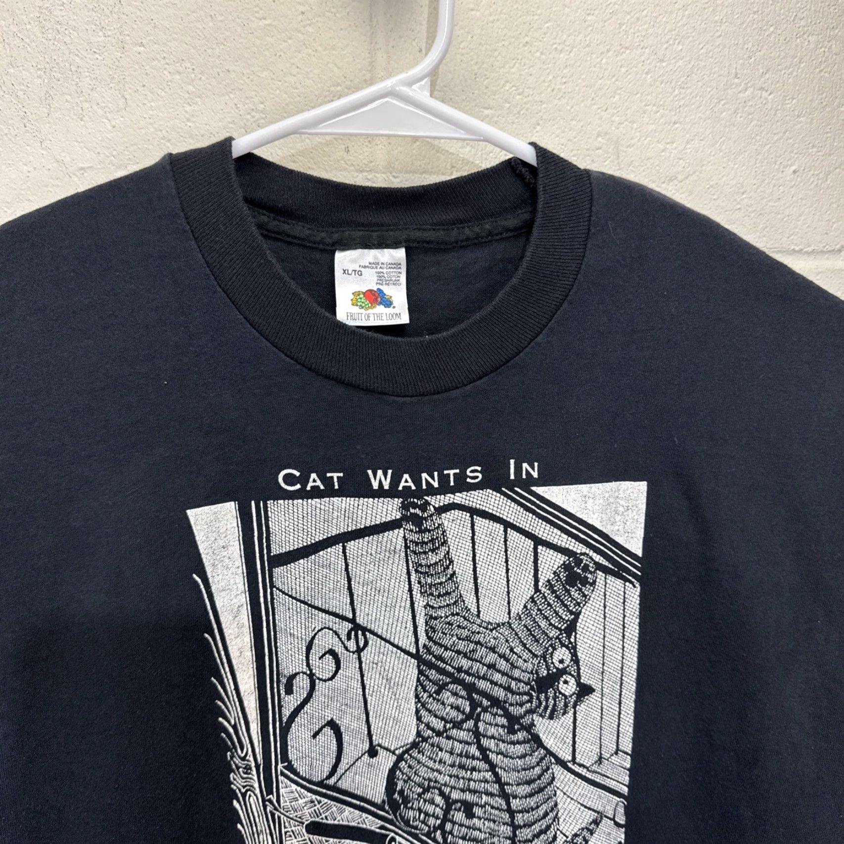 Fruit Of The Loom VINTAGE Fruit of the Loom 90s Stuart Katt Cat Wants Out Graphic Tee T-Shirt Black Adult Large Single Stitch Mens Size US L / EU 52-54 / 3 - 7 Thumbnail