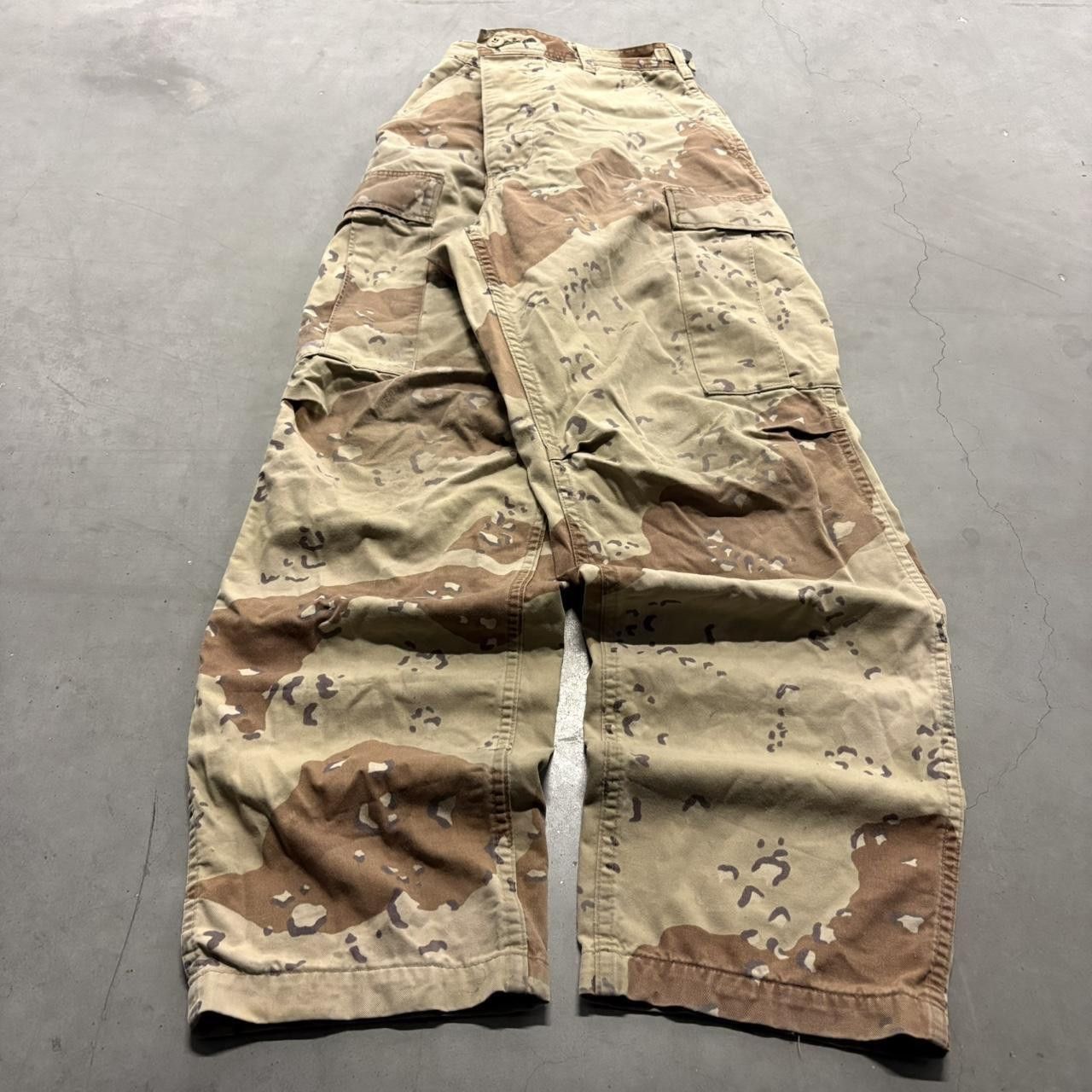 Vintage Crazy vintage y2k military camo baggy archive cargo pants 