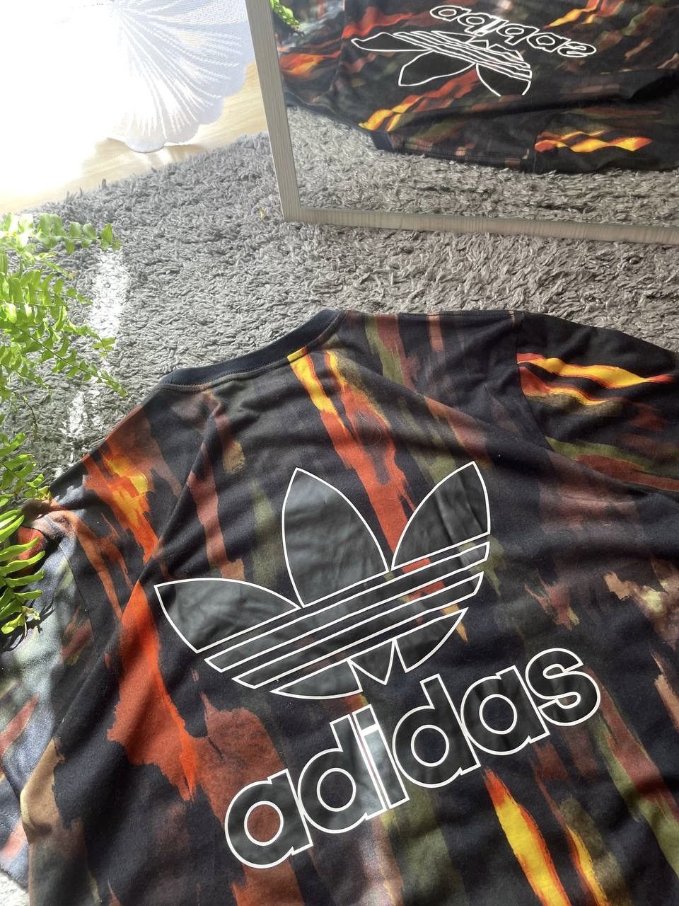 Adidas × Pharrell Adidas T-Shirt Streetwear Pharrell Williams Big Logo Rare Size US L / EU 52-54 / 3 - 10 Thumbnail