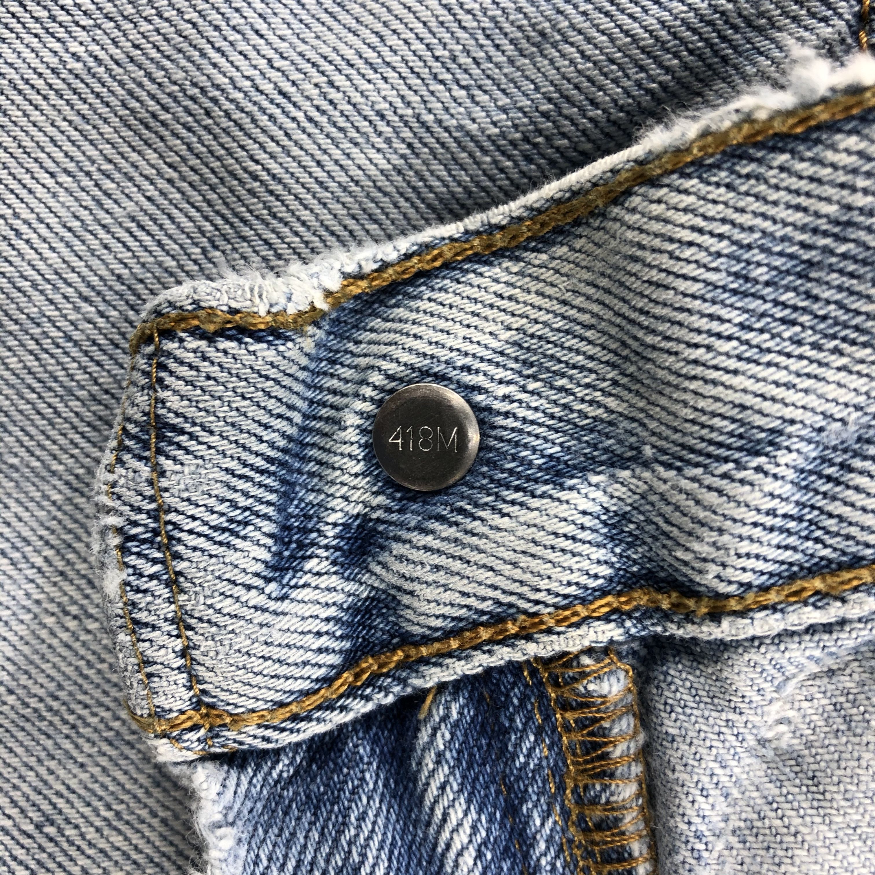 Levi's Vintage Light Wash Levis 505 Jeans-J2182 Size US 27 - 15 Thumbnail