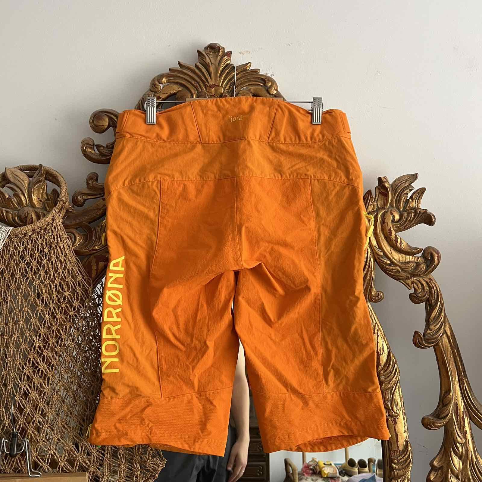 Norrona NORRONA Fjora Shorts Men SZ M Outdoor Hiking Trekking Size US 33 - 2 Thumbnail
