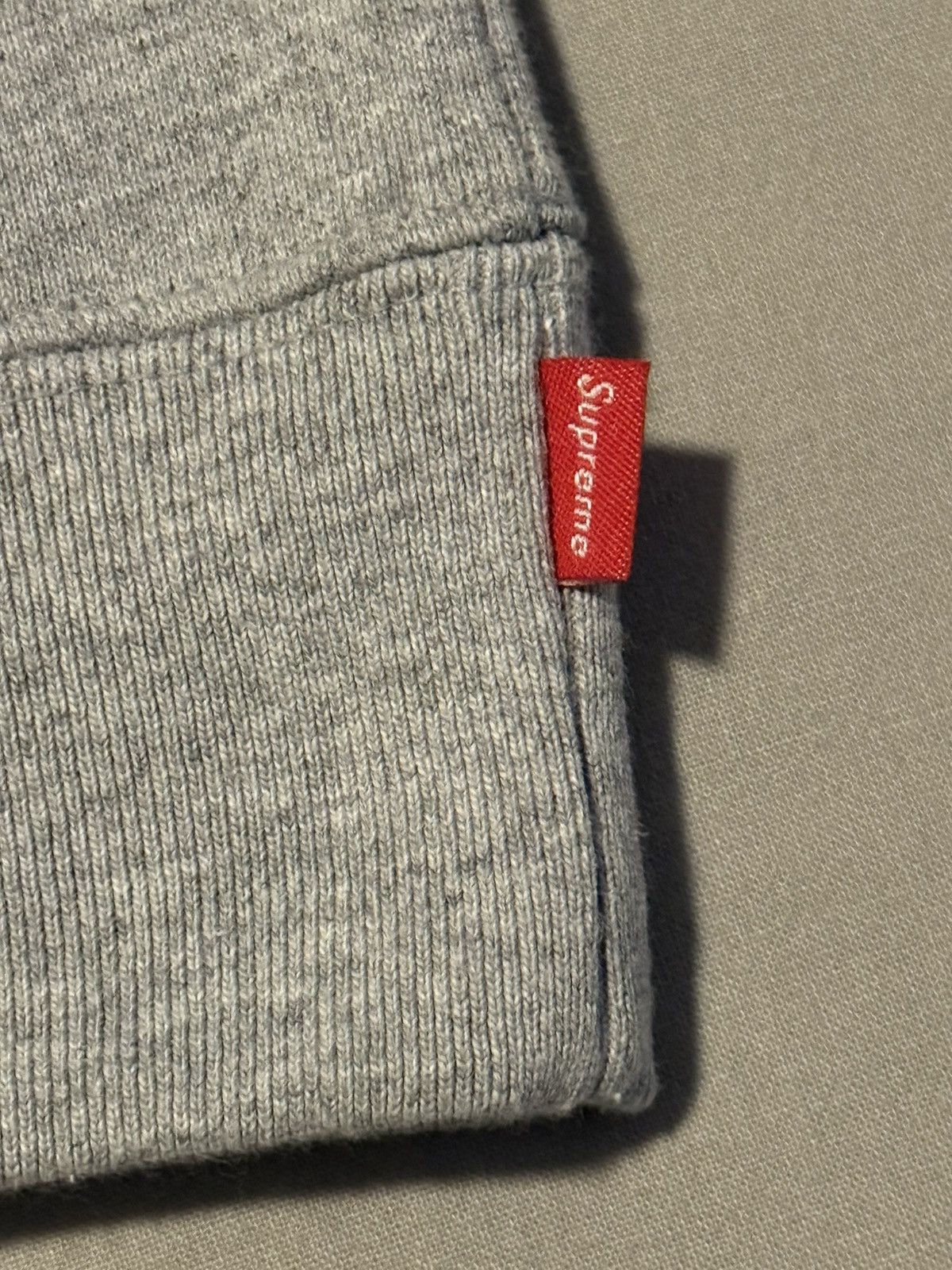 Supreme Supreme Enamel Small Box Logo Hoodie Heather Grey SS22 VNDS Size US XL / EU 56 / 4 - 4 Thumbnail