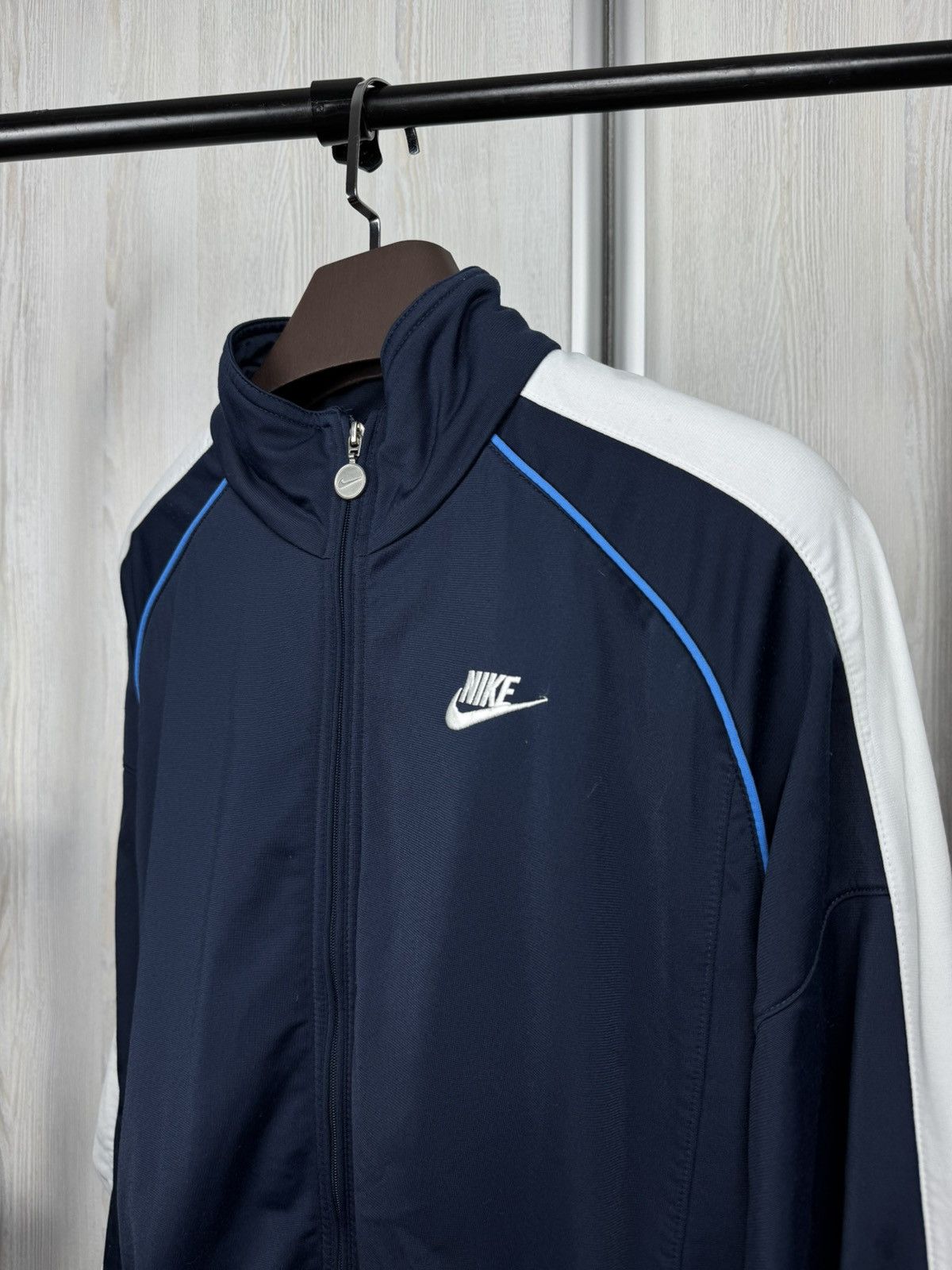 Nike Nike vintage y2k big logo navy blue track top jacket Size US L / EU 52-54 / 3 - 6 Thumbnail
