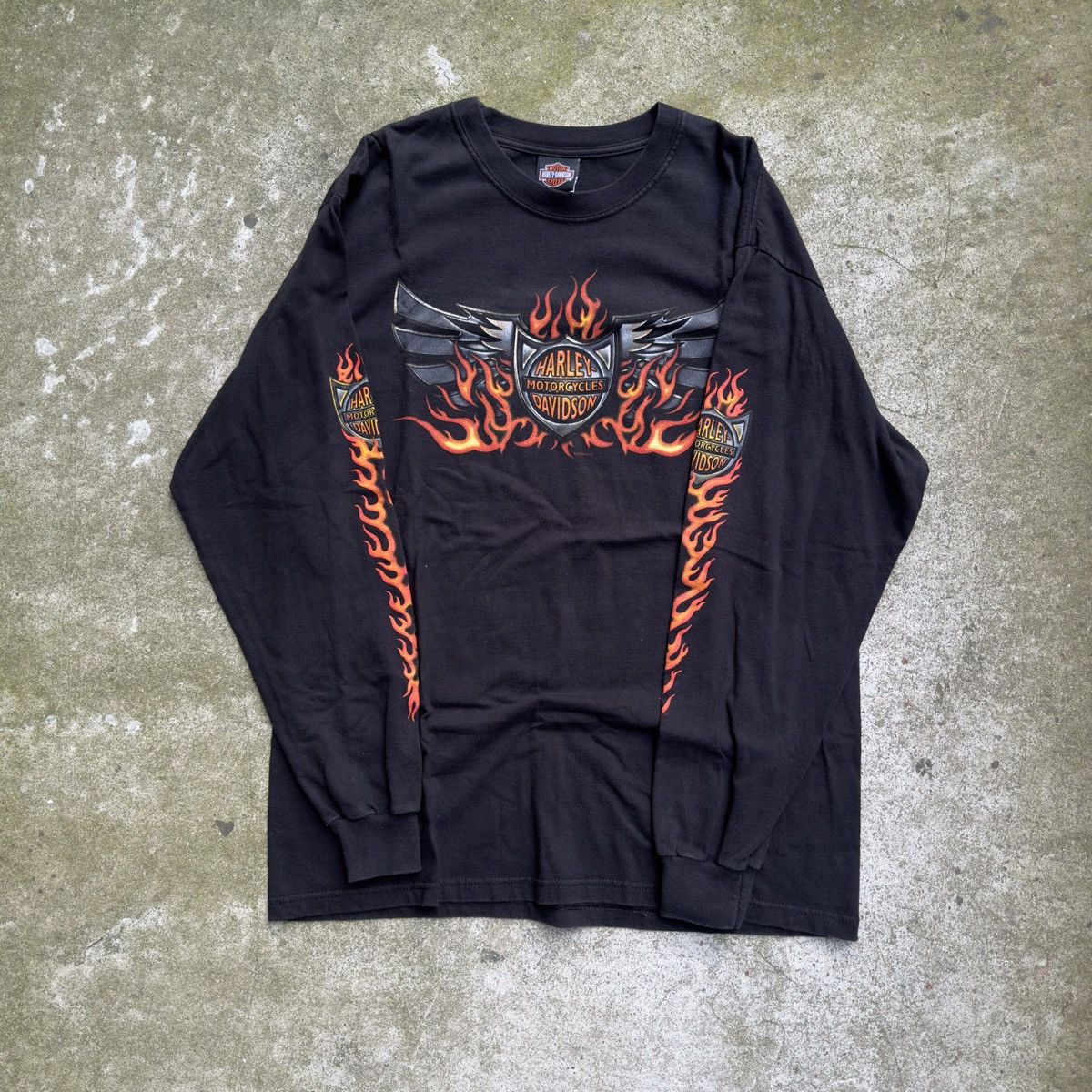 VINTAGE HARLEY DAVIDSON FLAME EMBLEM LONGSLEEVE TEE