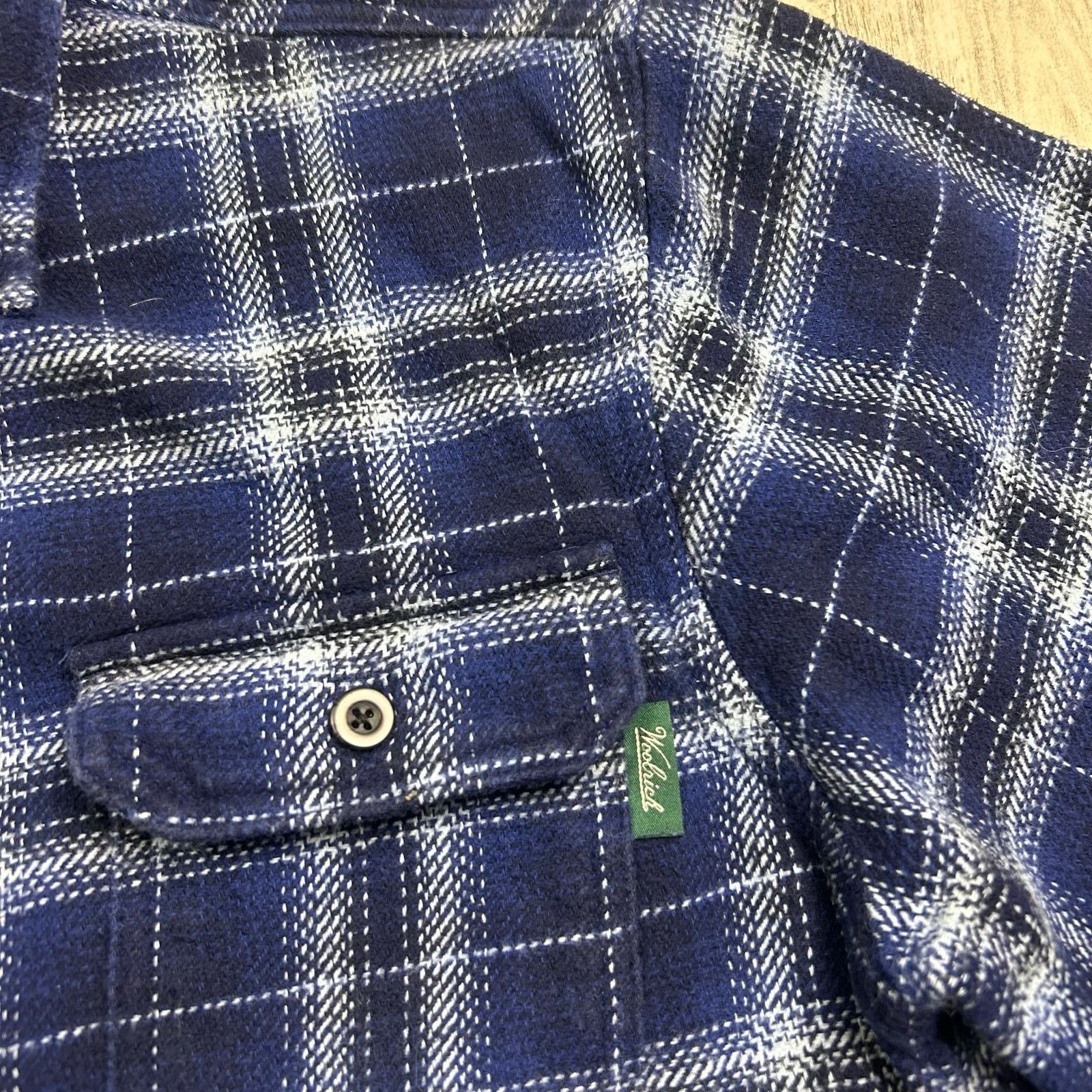 Woolrich Woolen Mills Woolrich Men's Heavyweight Brushed Brawny Flannel Shirt Size US L / EU 52-54 / 3 - 3 Thumbnail