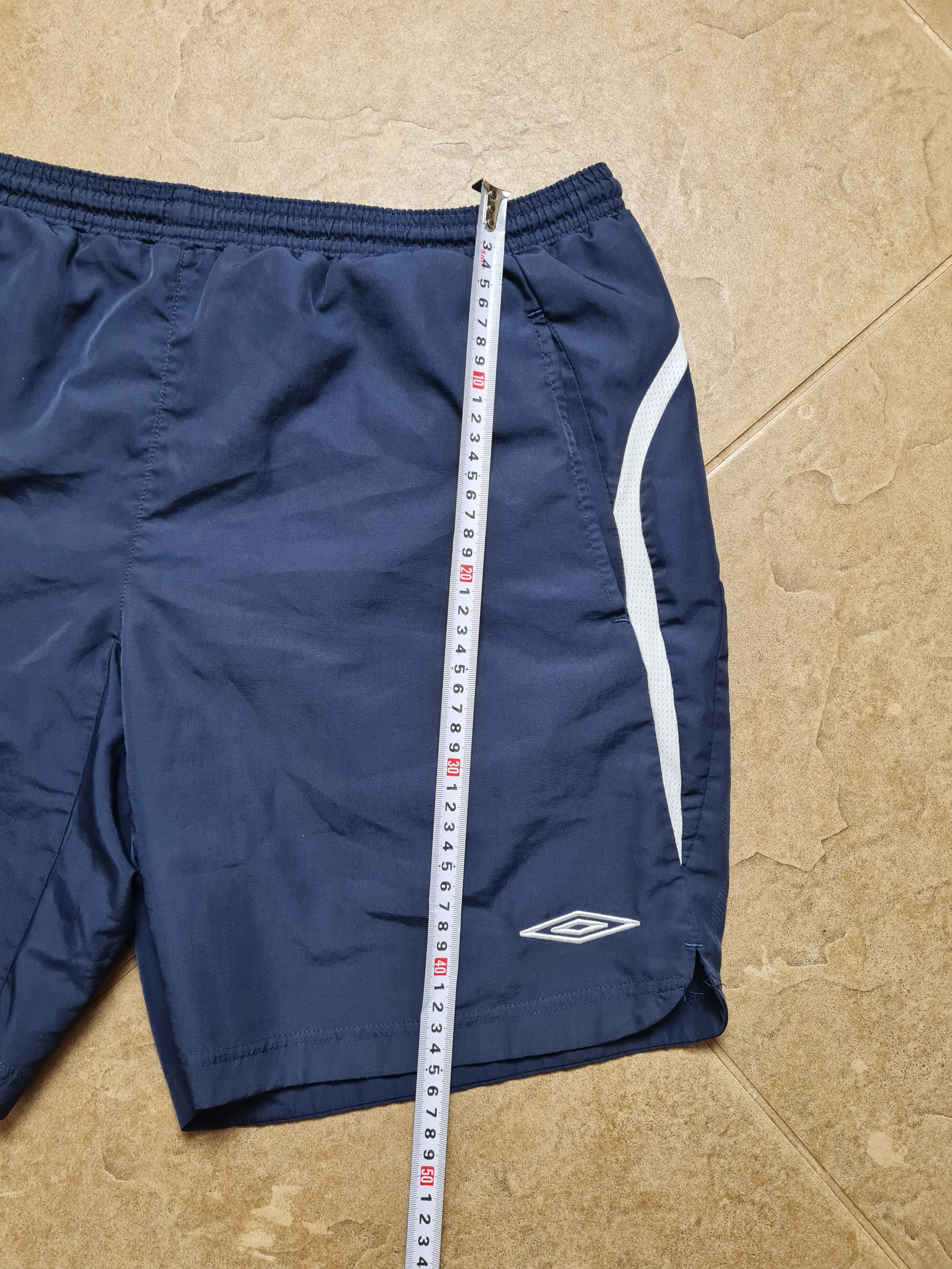 Umbro Vintage Soccer England Umbro Football shorts mens navy/blue Size US 33 - 3 Thumbnail