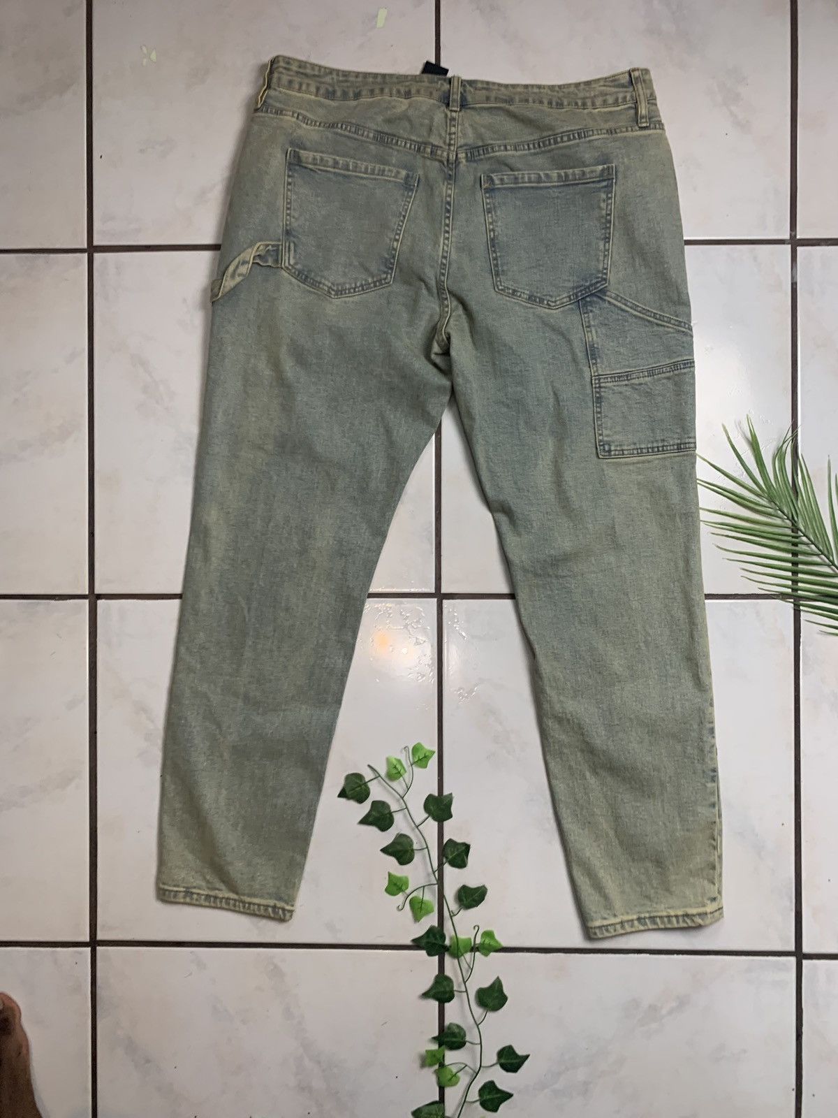 Fashion Nova Carpenter Loose Taper Jeans Size US 36 / EU 52 - 2 Thumbnail