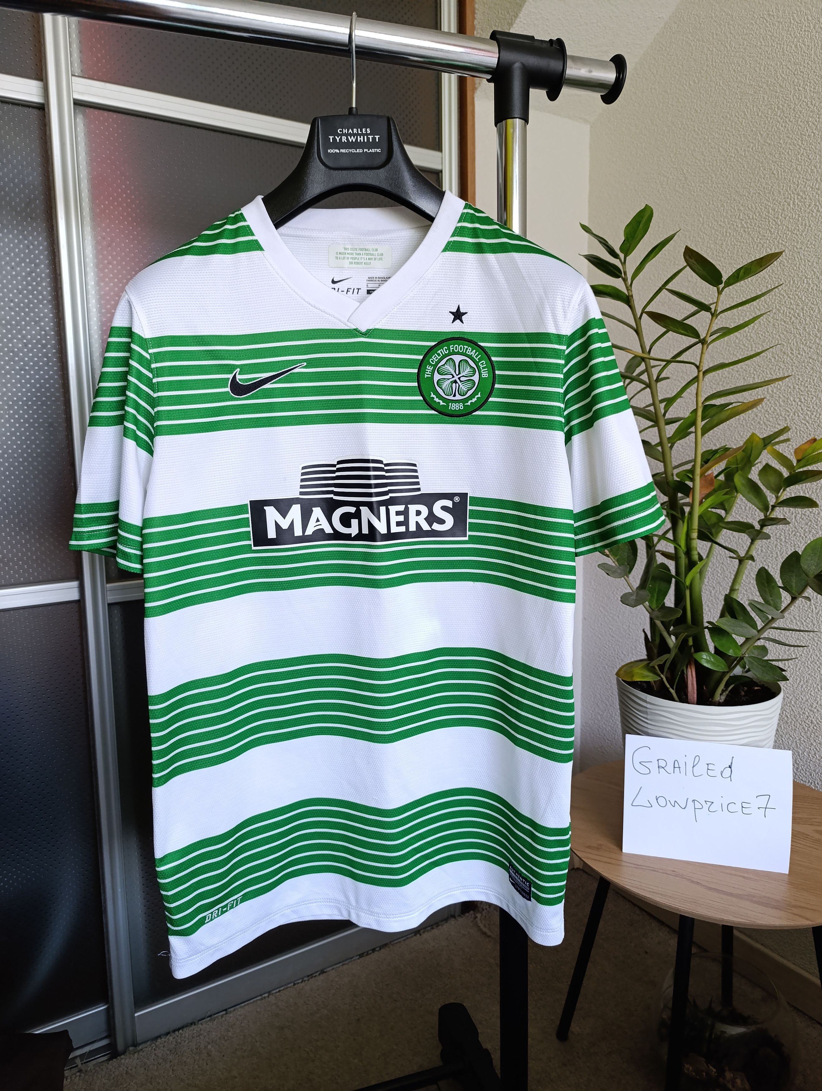 Nike NIKE CELTIC 2013 2015 HOME SHIRT FOOTBALL SOCCER JERSEY Size US S / EU 44-46 / 1 - 2 Thumbnail