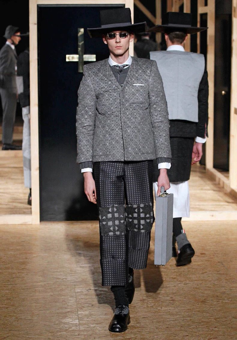 Thom Browne Thom Browne size0 Embroidered suit with floral patterns Size 36S - 9 Thumbnail
