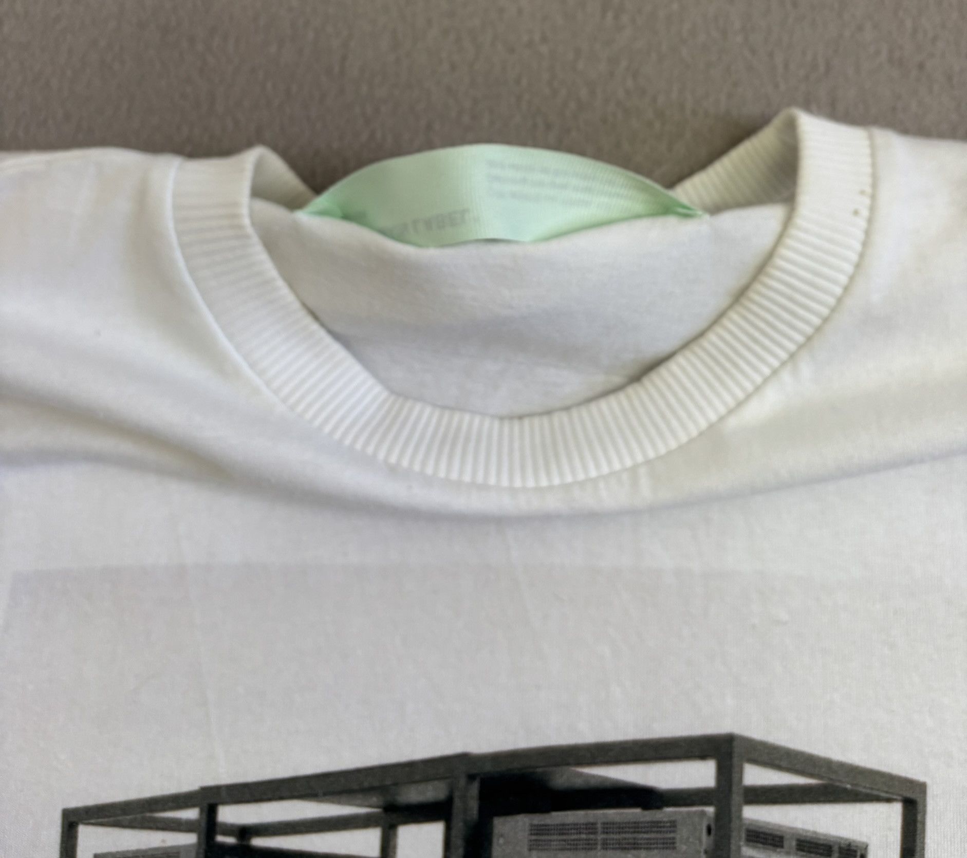 Off-White Off-White "Elevator Music" T-shirt Medium Size US M / EU 48-50 / 2 - 18 Thumbnail