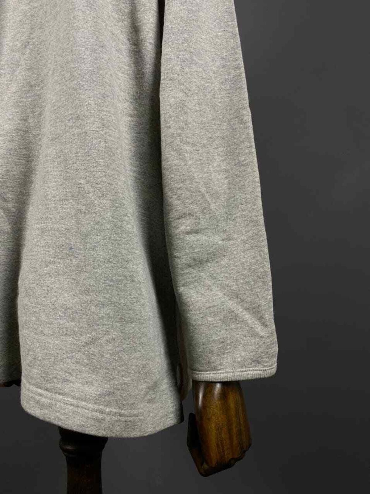 Tommy Hilfiger Men Vintage Tommy Hilfiger Big Jumeper Size M Made in USA Size US M / EU 48-50 / 2 - 10 Thumbnail