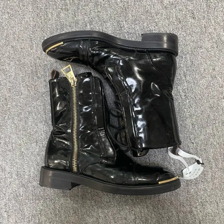 Louis Vuitton Louis Vuitton Black Patent Leather Ankle Boots -2508 Size US 5.5 / EU 38 - 6 Thumbnail