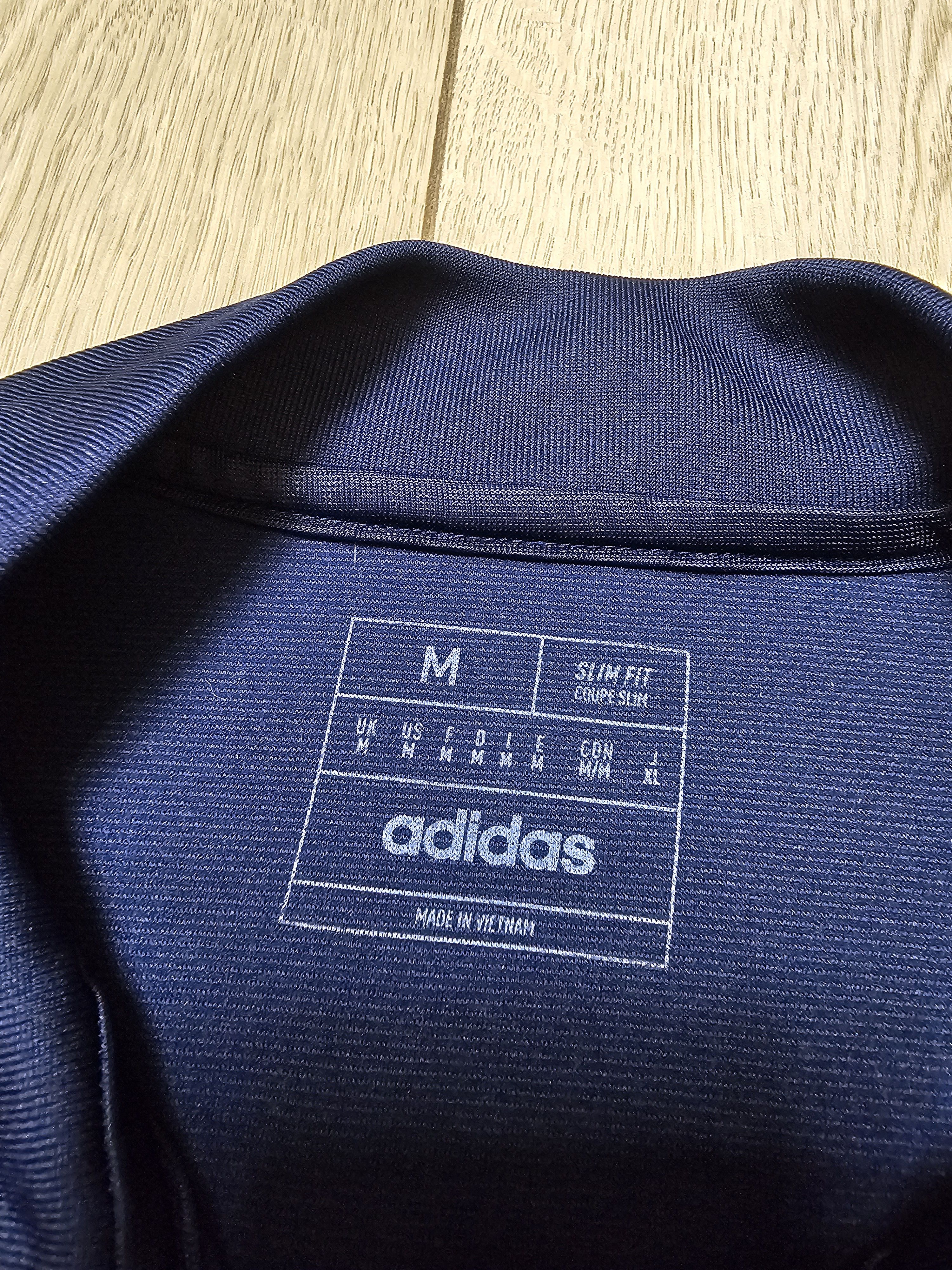 Adidas LEEDS UNITED 2023 FOOTBALL JACKET SOCCER JACKET 1/3 ZIP Size US M / EU 48-50 / 2 - 7 Thumbnail
