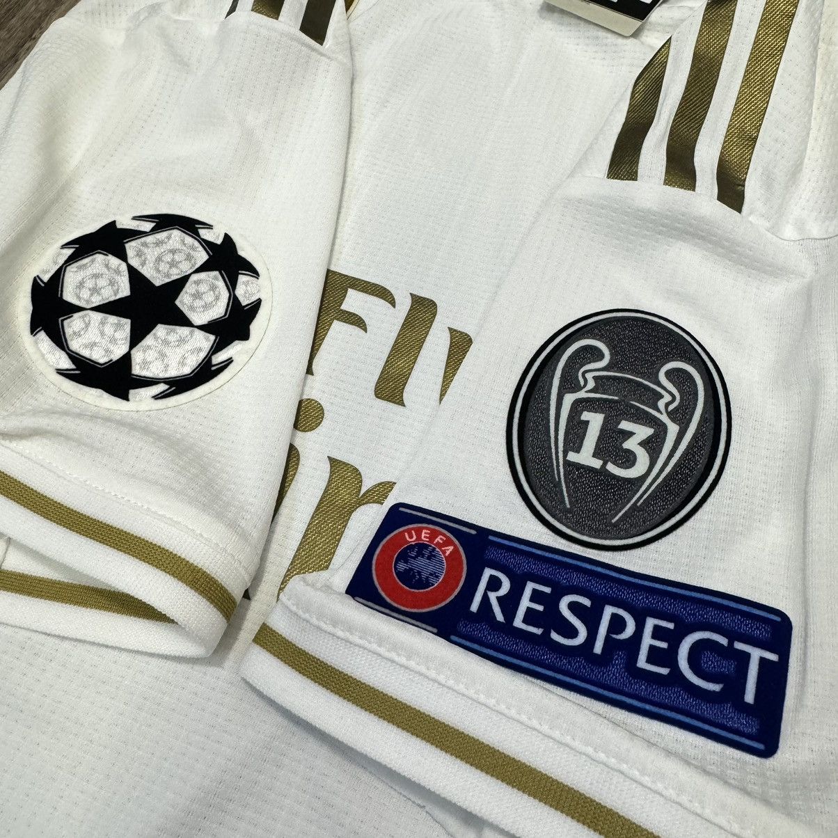 Adidas Real madrid 19/20 player issue home shirt #10 Modric (bnwt) Size US XL / EU 56 / 4 - 6 Thumbnail