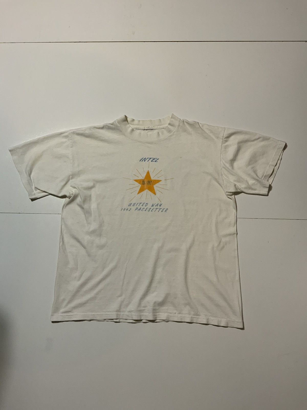 Vintage Vintage Intel 1992 Pacesetter Single Stitch Star T-Shirt Size US M / EU 48-50 / 2 - 2 Thumbnail
